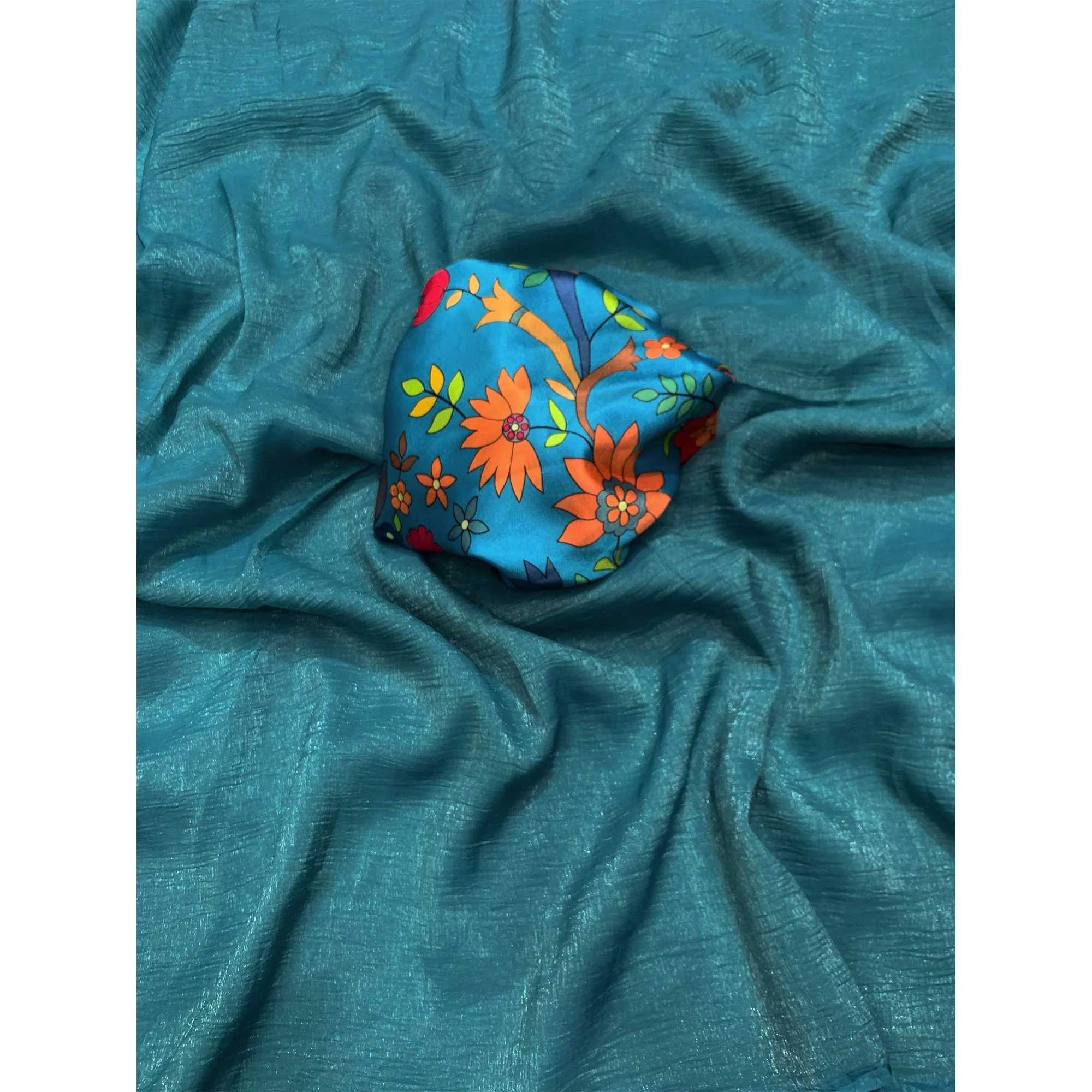 Teal Solid Crepe Crush Saree - Image 3