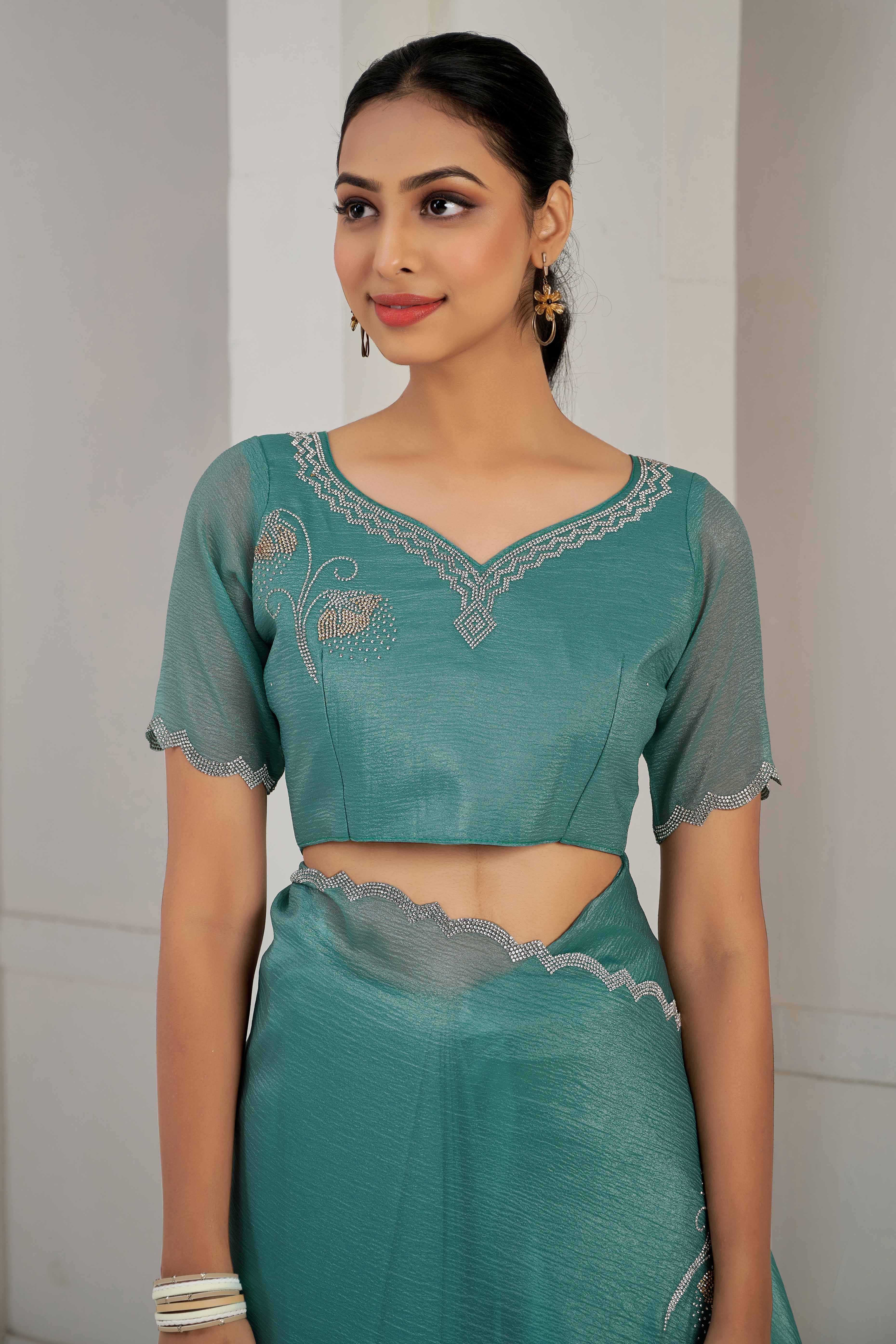Teal Stone Work Embroidered Crepe Silk Saree - Image 7