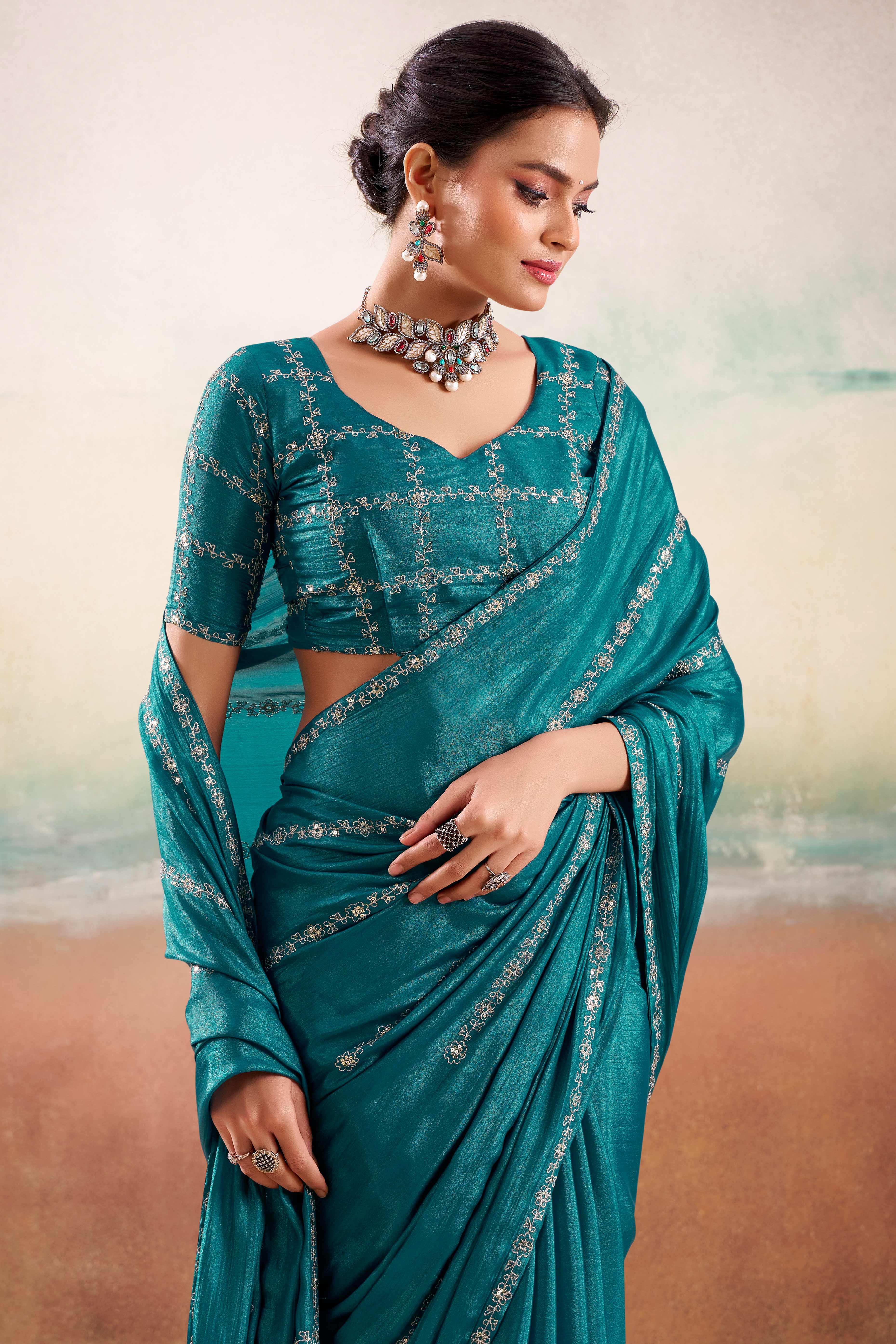 Teal Two Tone Chiffon Saree Adorned With Floral Cording Embroidery & Sequins Work - Image 4