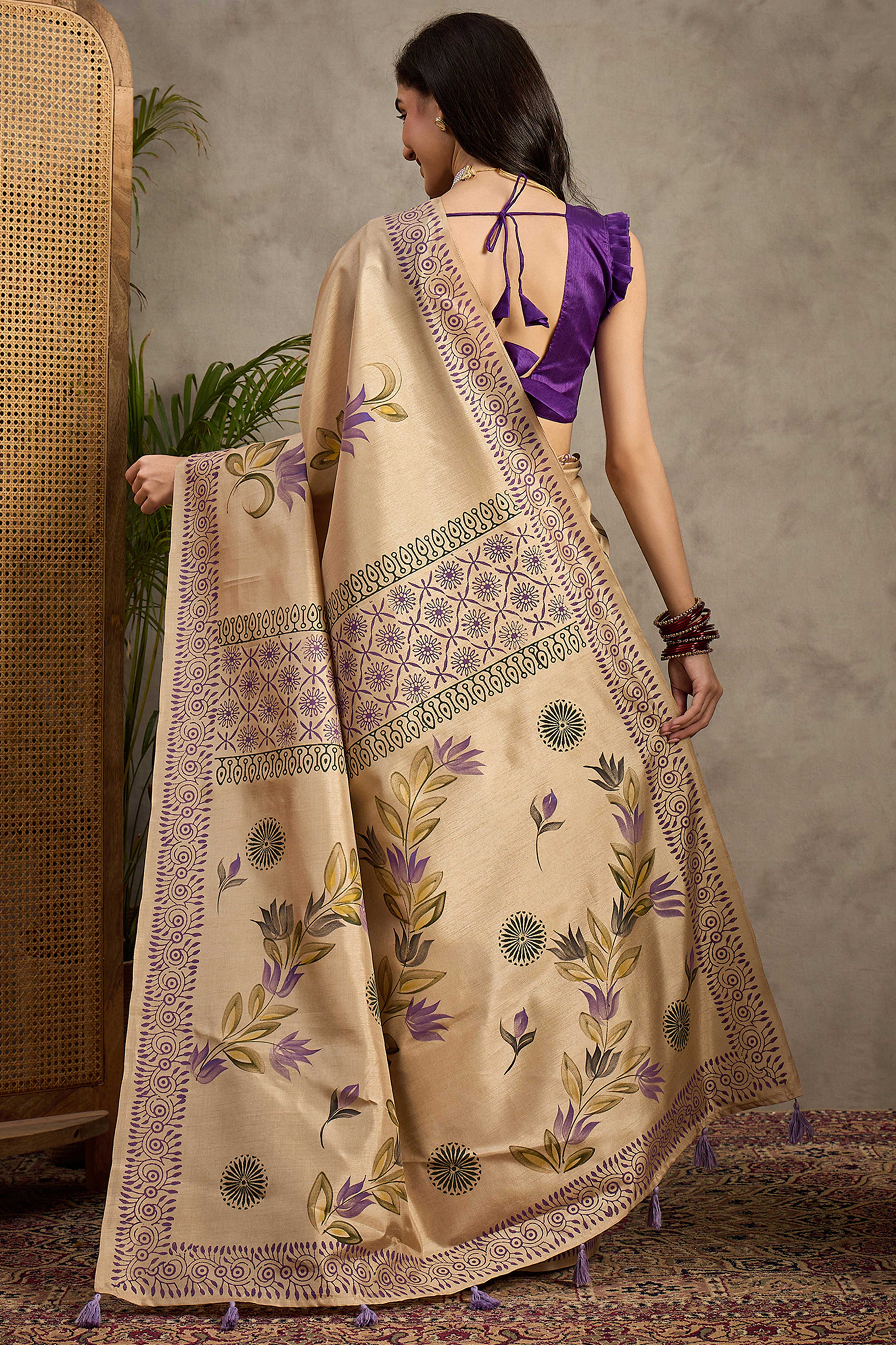 Timeless Beige Floral Printed Kozi Cotton Silk Saree Enhanced With Playful Tassel Pallu - Image 5