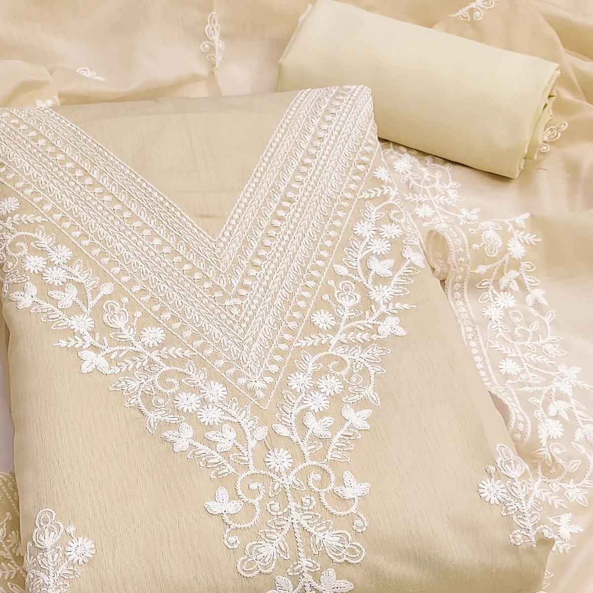 Traditional Cream Chanderi Silk Suit Fabric with Embroidered Floral Patterns - Image 4