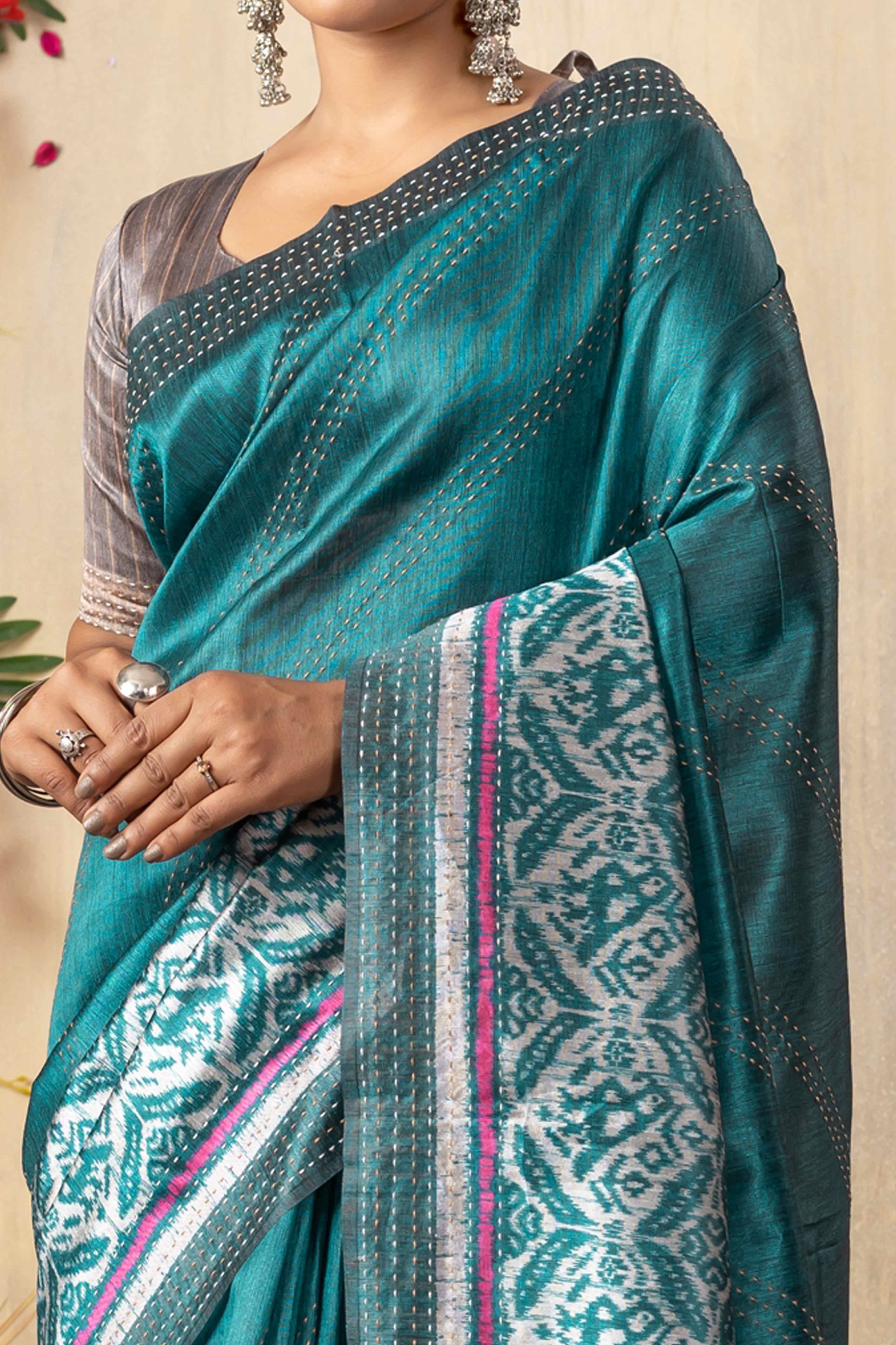 Traditional Ikkat Print Blue Silk Blend Saree - Image 2