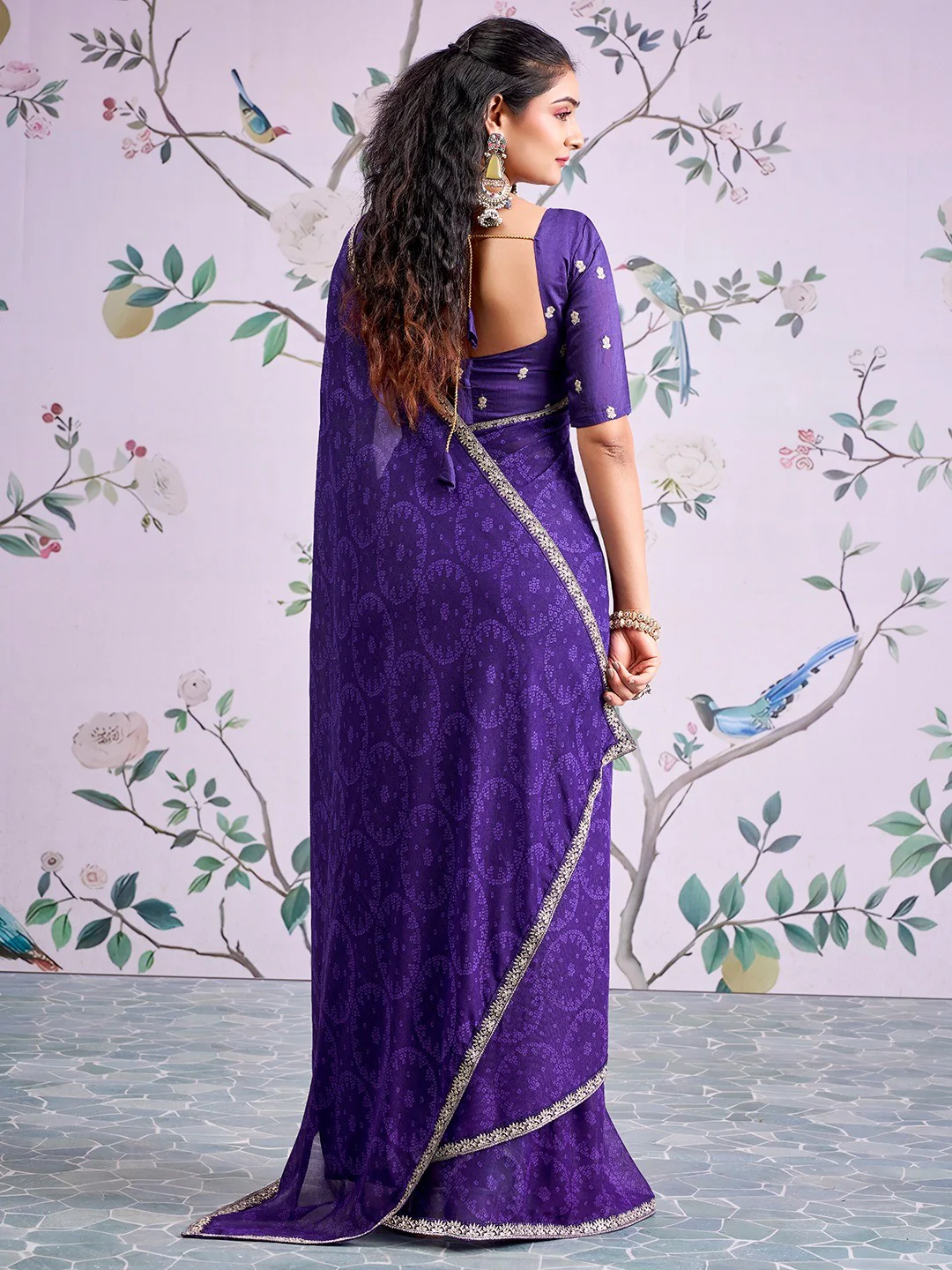 Traditional Purple Bandhani Print Georgette Saree Adorned With Floral Embroidery Border - Image 5