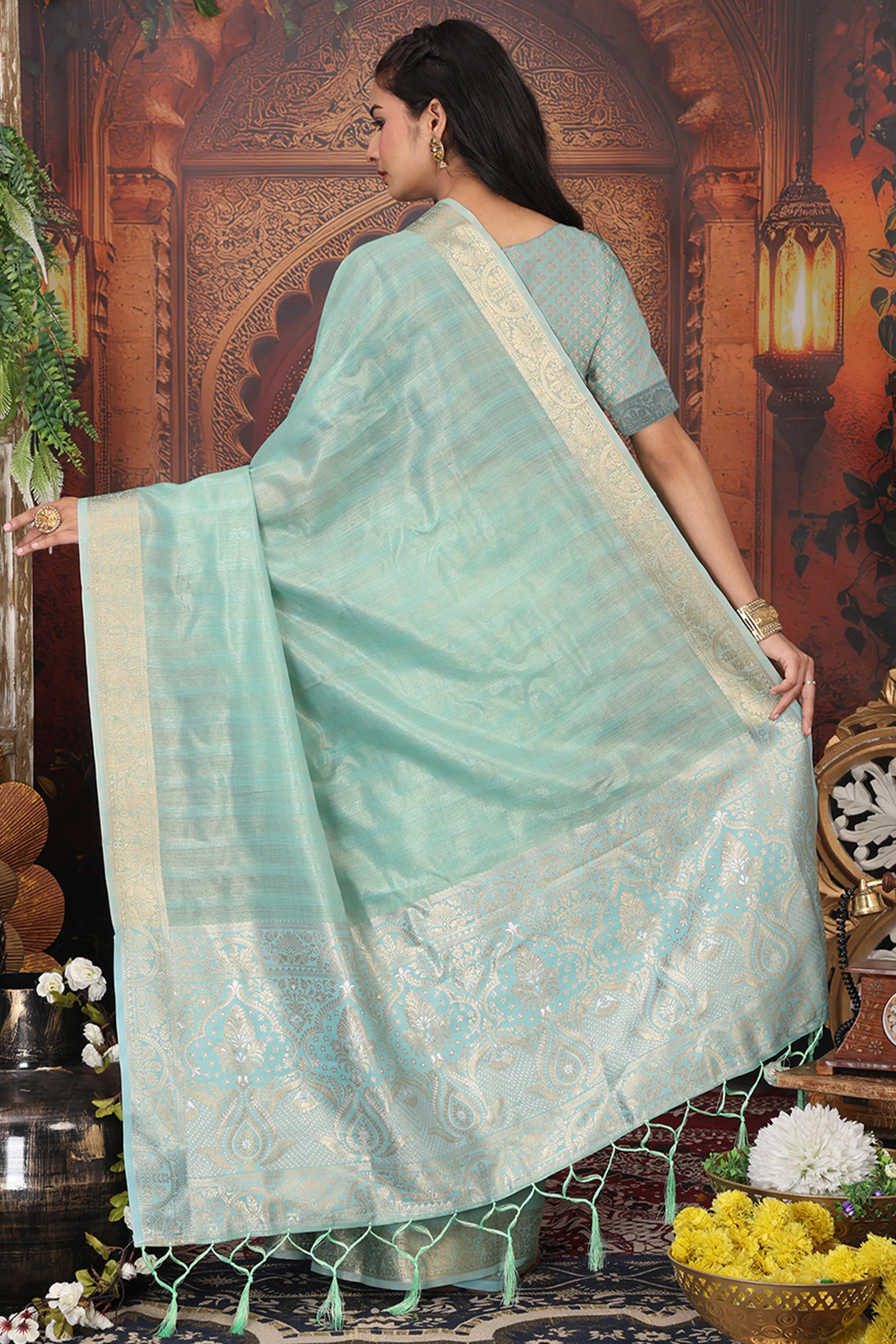 Turquoise Organza Saree Adorned With Floral Zari Weaving & Graceful Tassel Pallu - Image 5