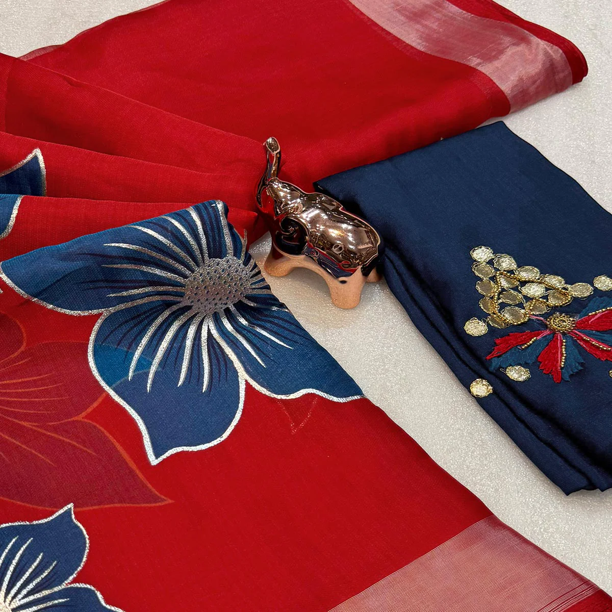 Vibrant Red & Blue Floral Foil Printed Organza Saree With Designer Unstitched Blouse - Image 2