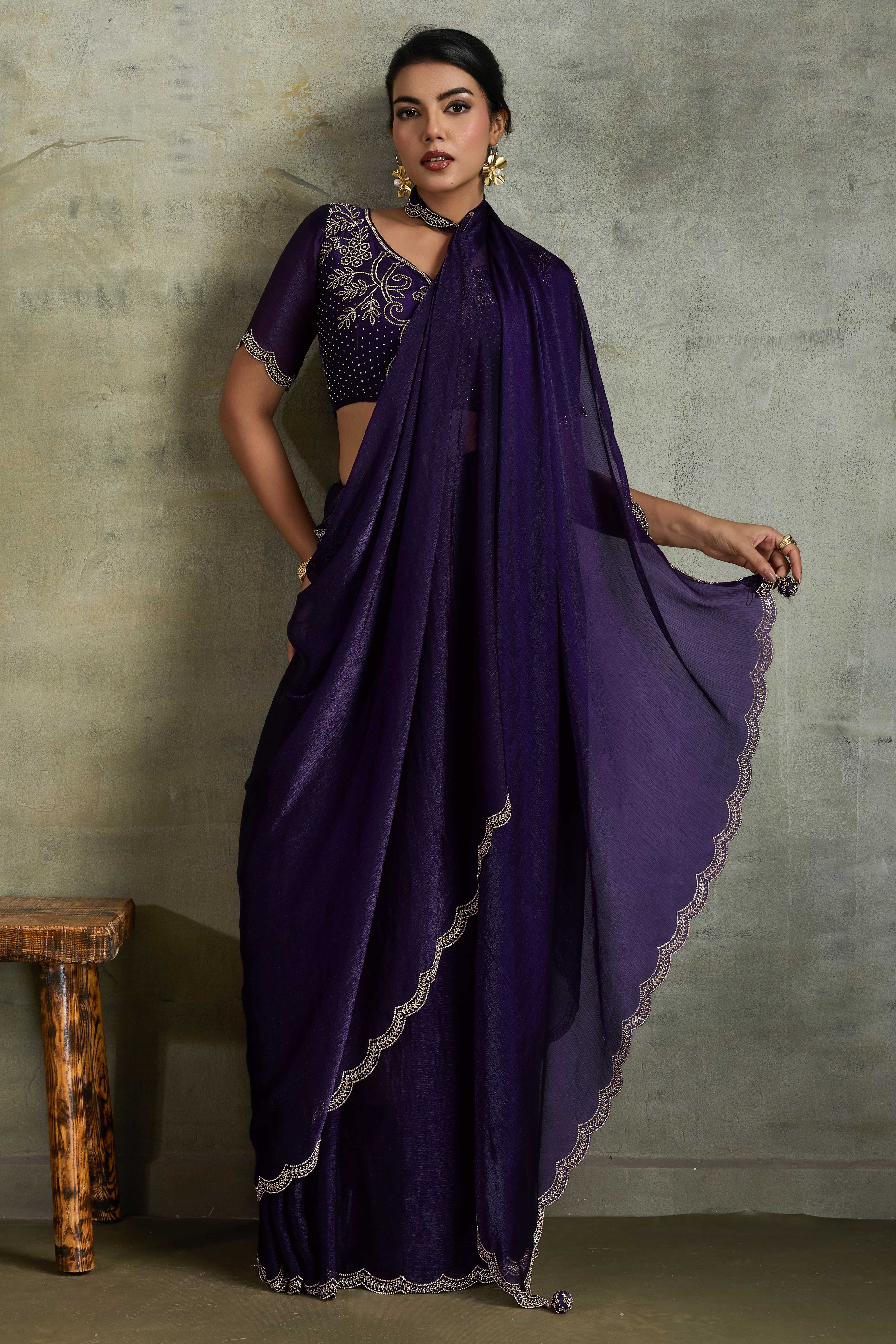 Violet Solid Chiffon Saree With Sparkling Zarkan Border & Latkan Pallu - Image 5