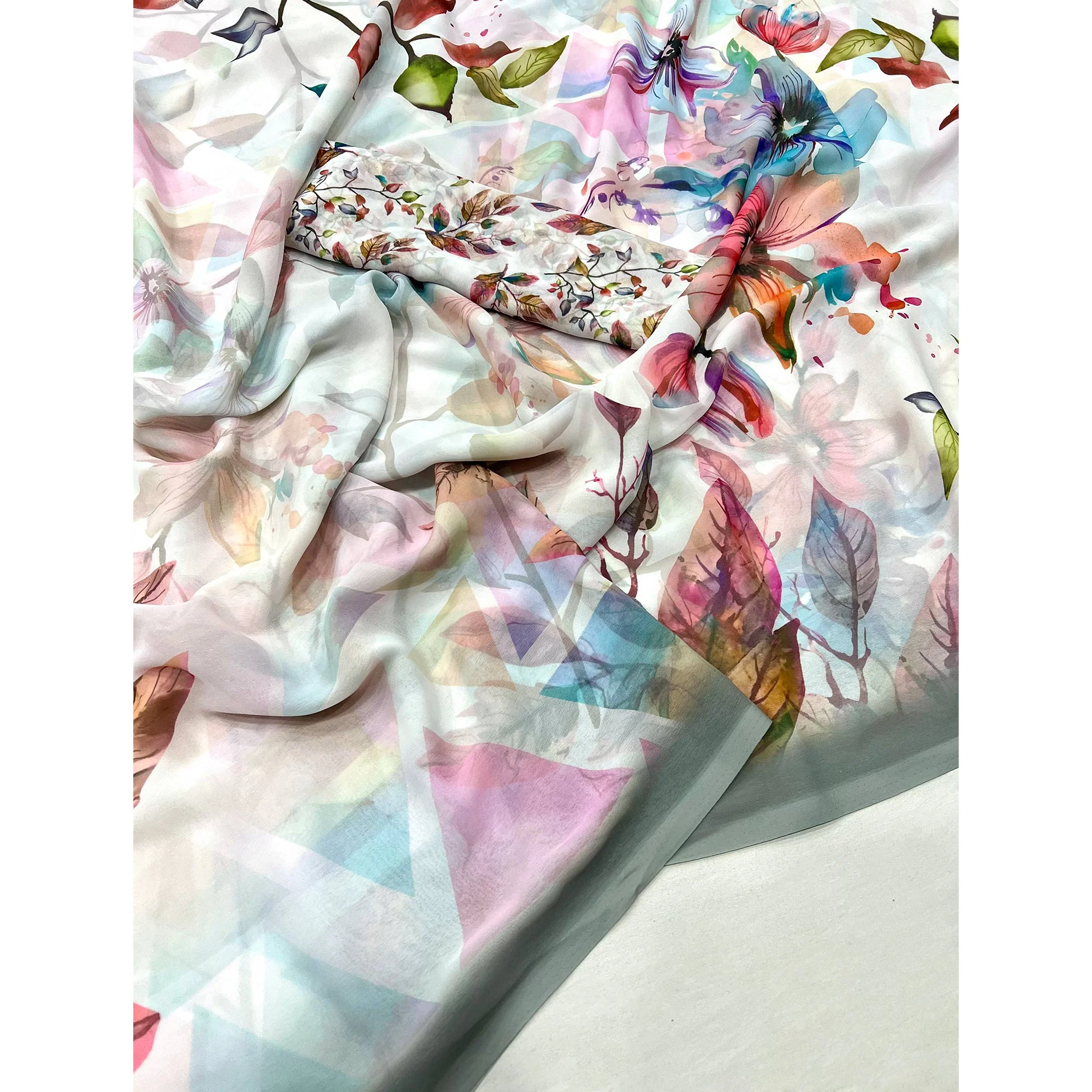 White Floral Digital Printed Georgette Saree - Image 3