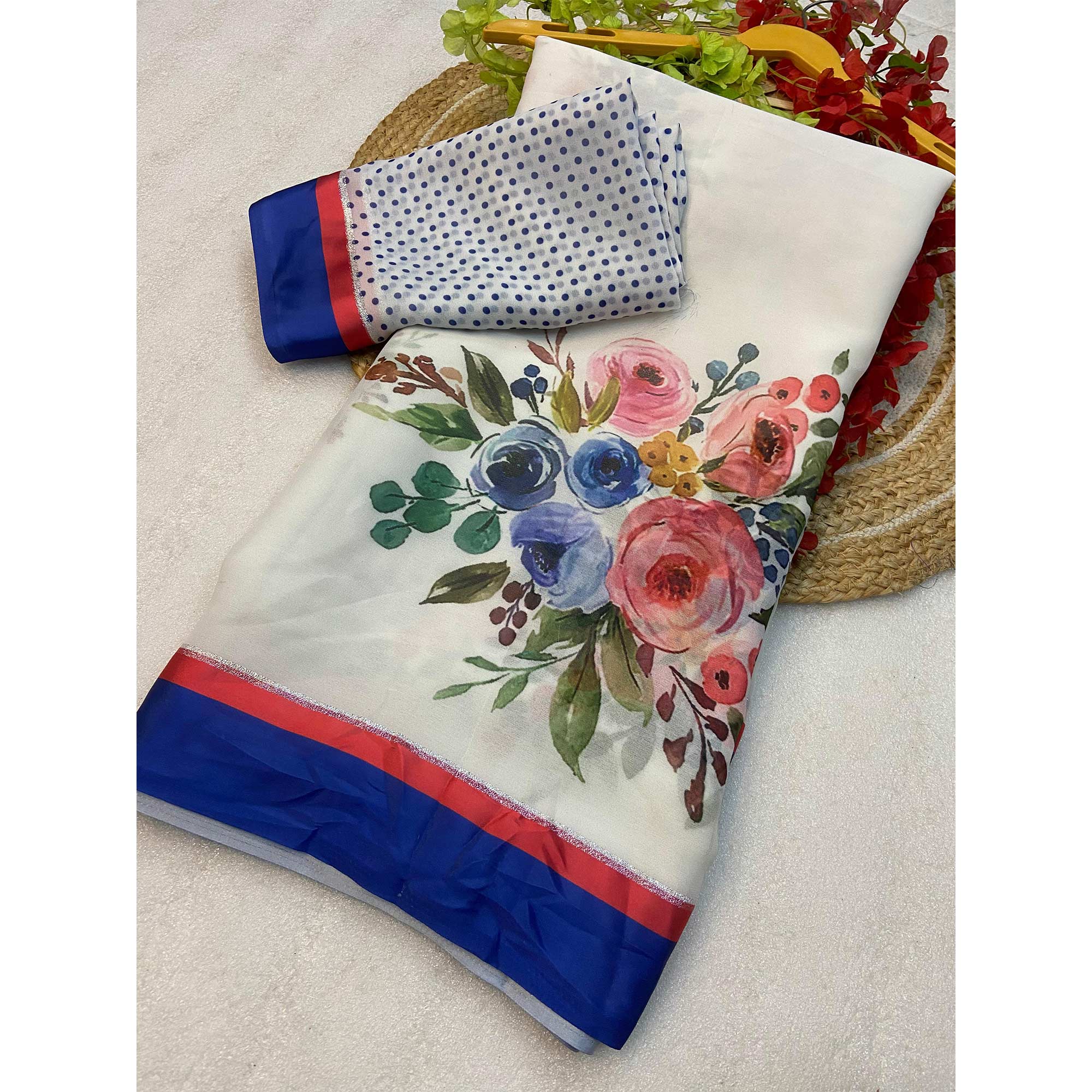 White Floral Printed Moss Chiffon Saree - Image 7