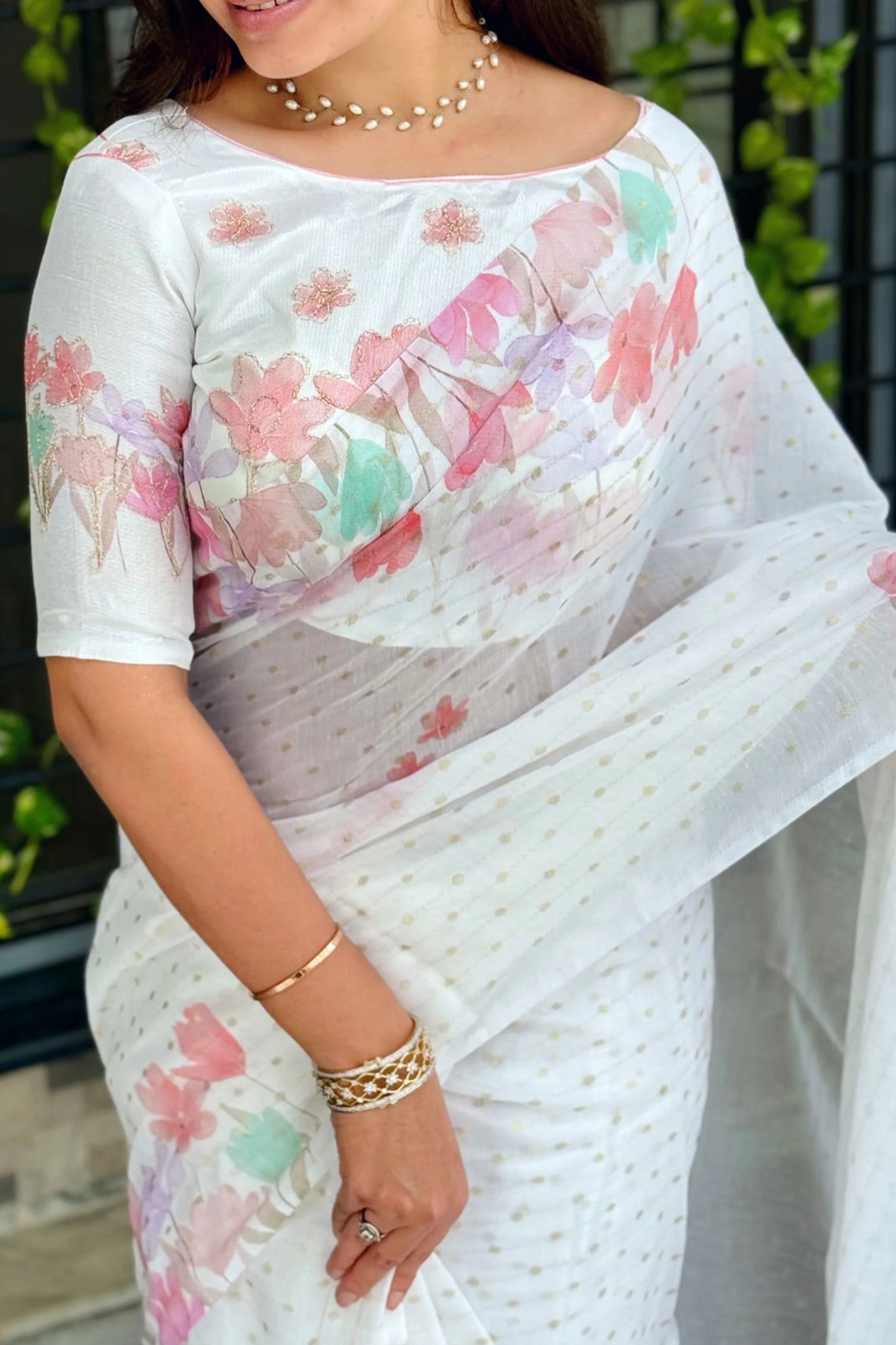 White Linen Cotton Saree with Beautiful and Vibrant Digital Printed Designs - Image 7