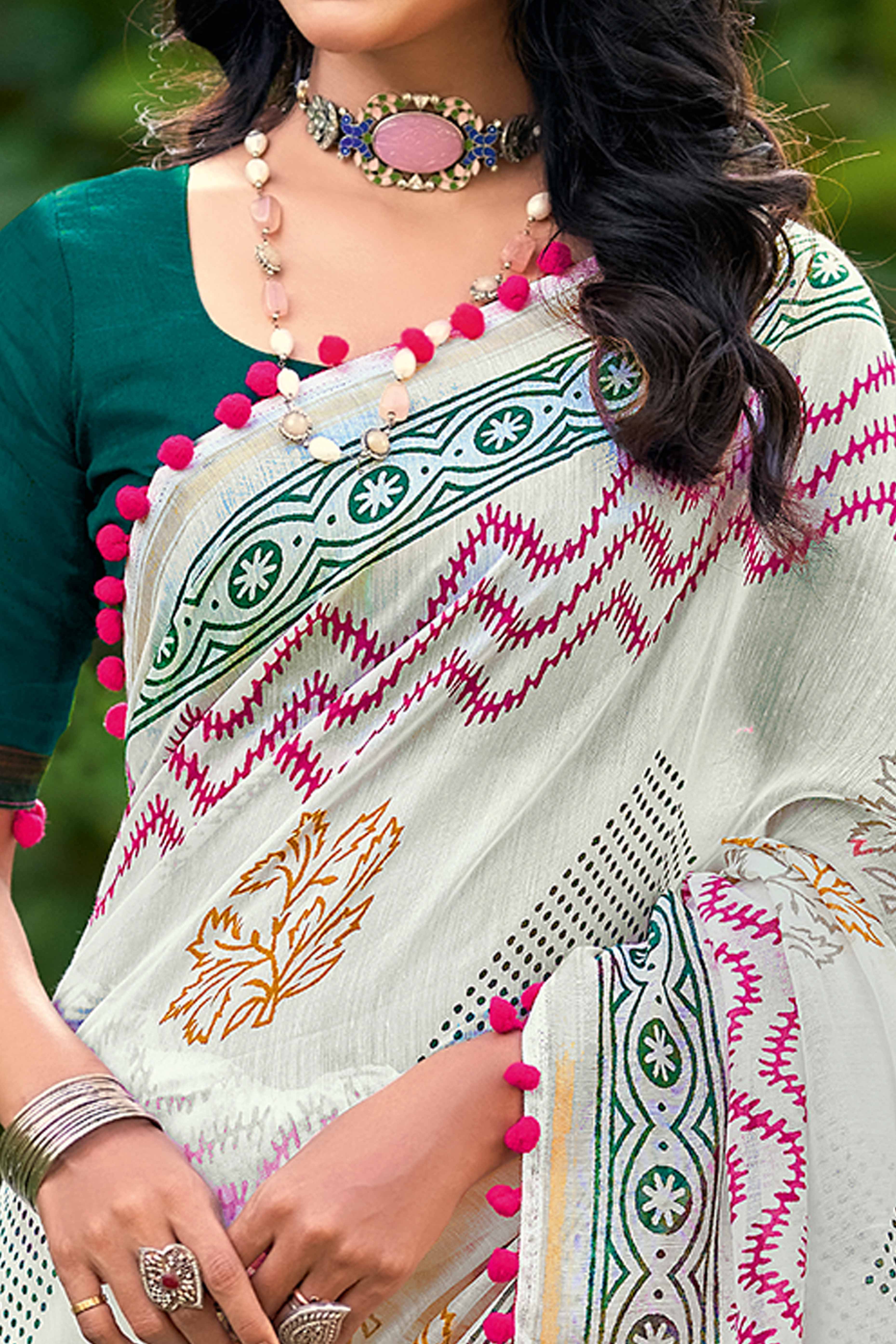 White Mulmul Cotton Saree with Contemporary Abstract Art Prints - Image 2