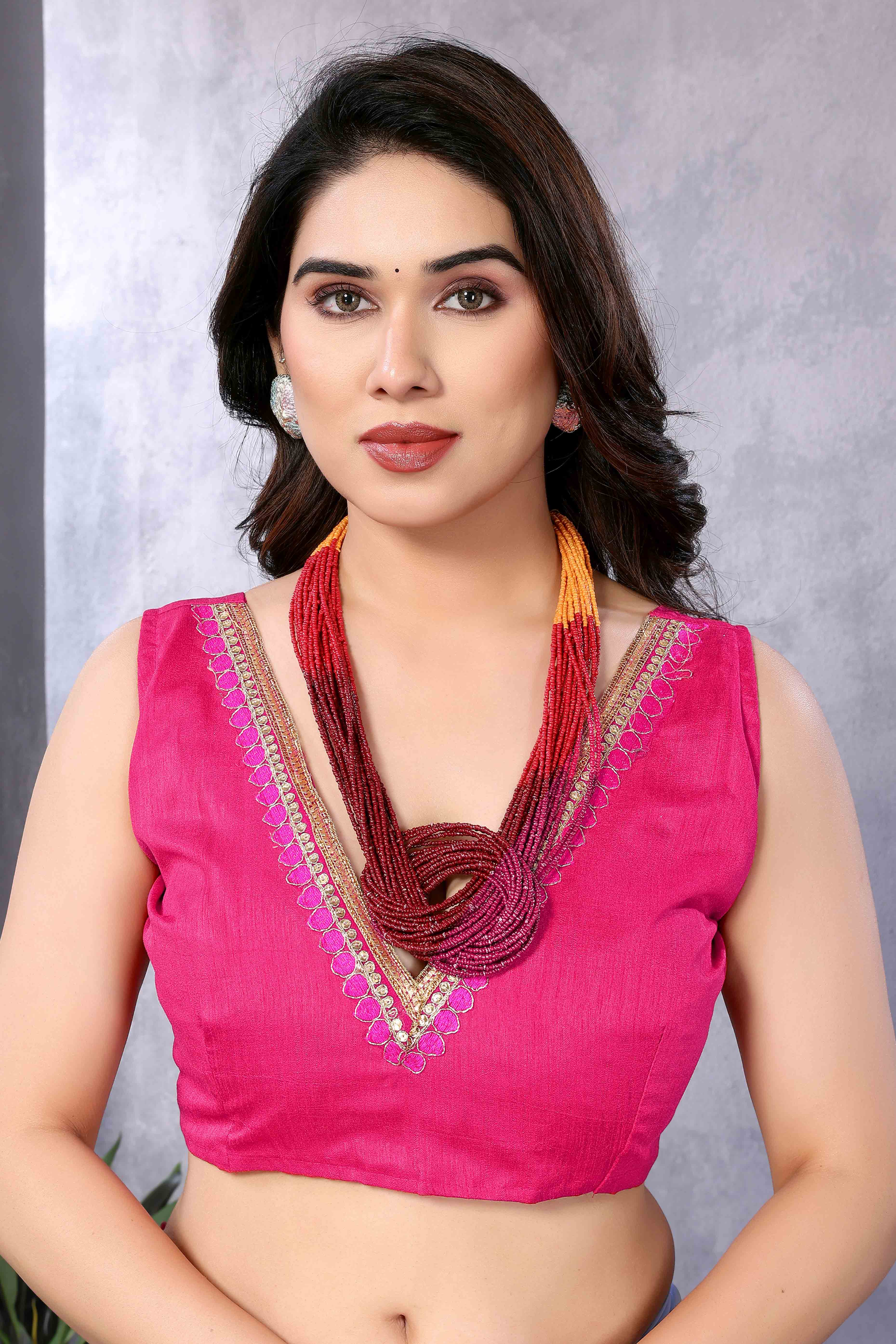 White & Pink Ombre Georgette Saree With Tassels - Image 5