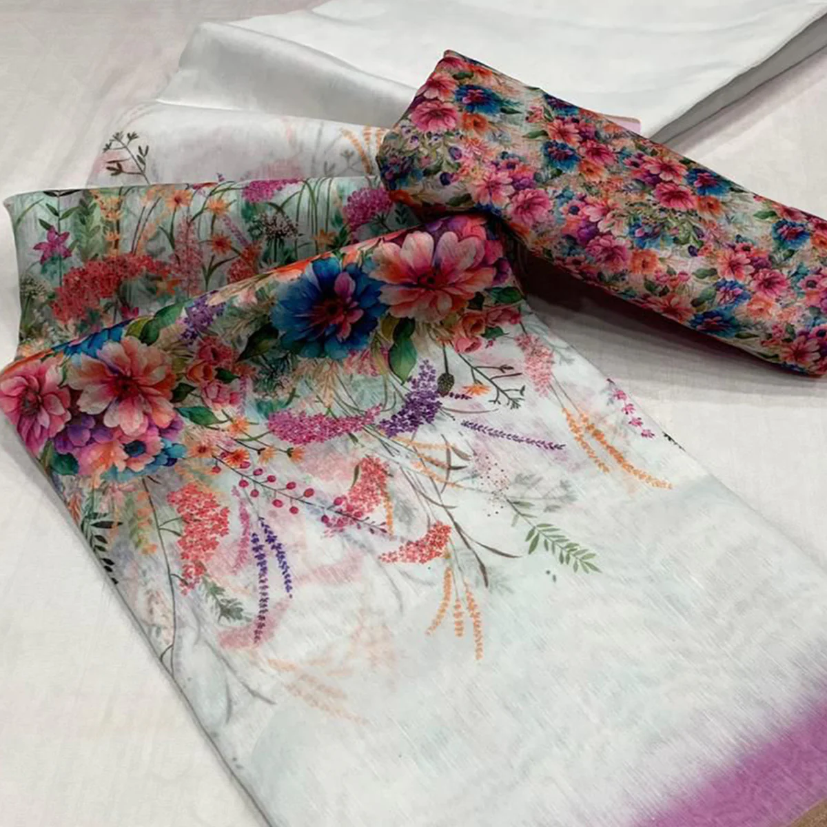 White & Purple Floral Digital Printed Linen Saree - Image 2