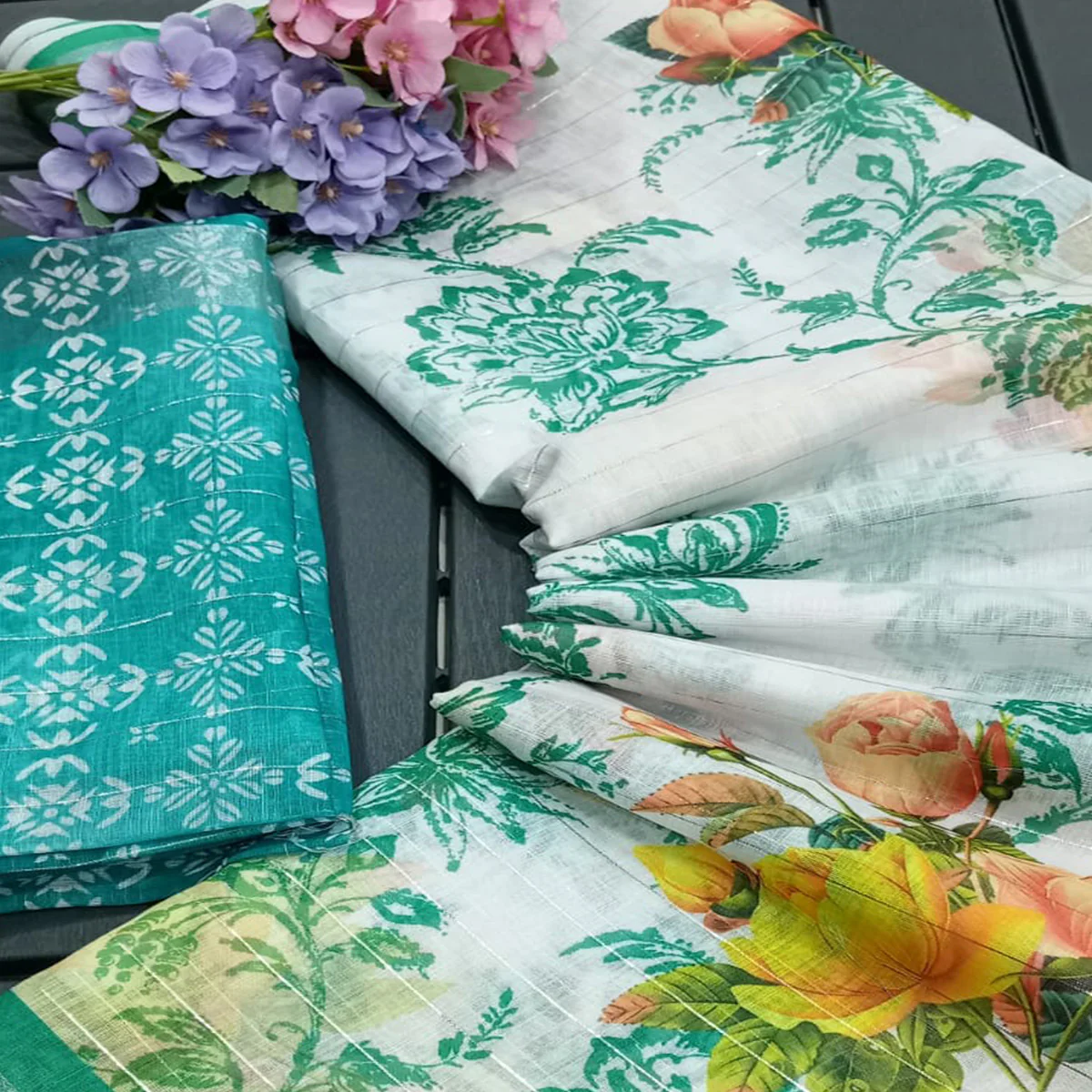White & Rama Green Digital Printed With Zari Work Linen Cotton Saree - Image 2