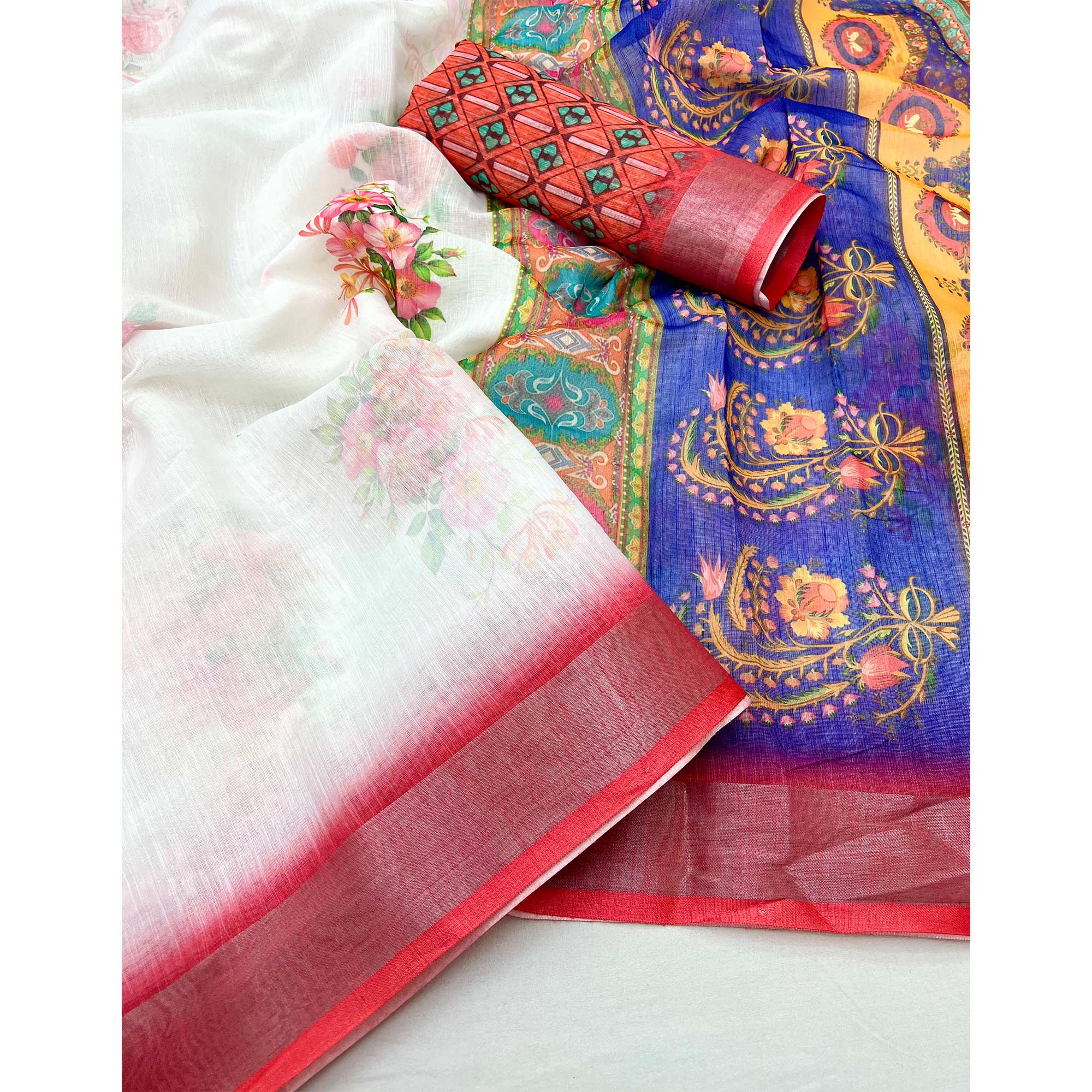 White & Red Floral Digital Printed Linen Saree With Zari Border - Image 3