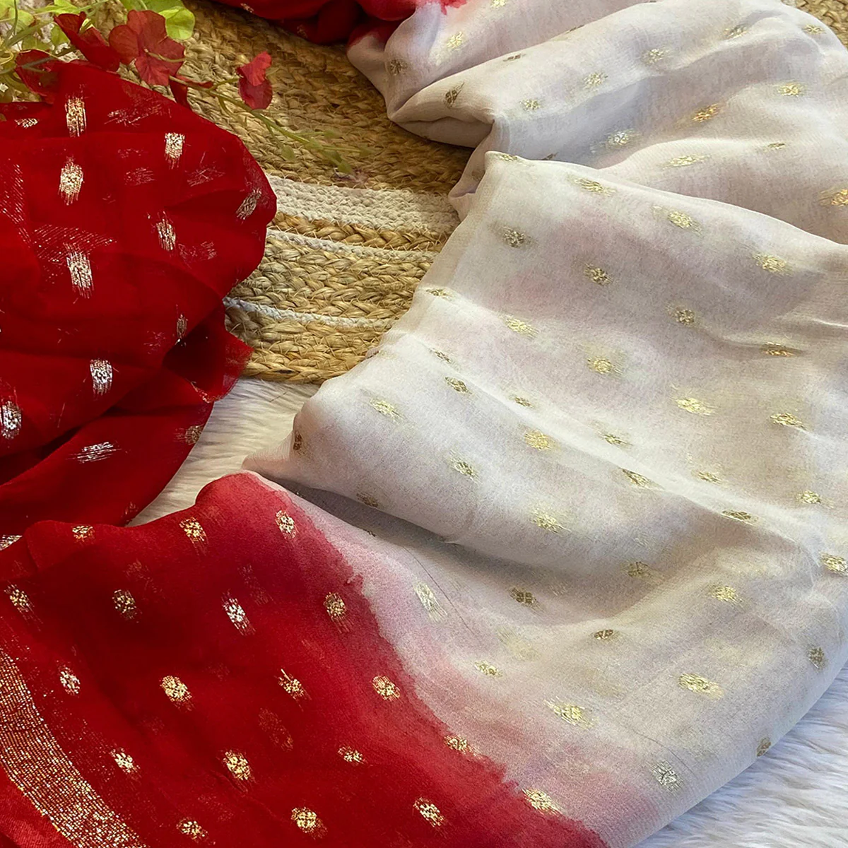 White & Red Zari Woven Pure Viscose Saree - Image 3