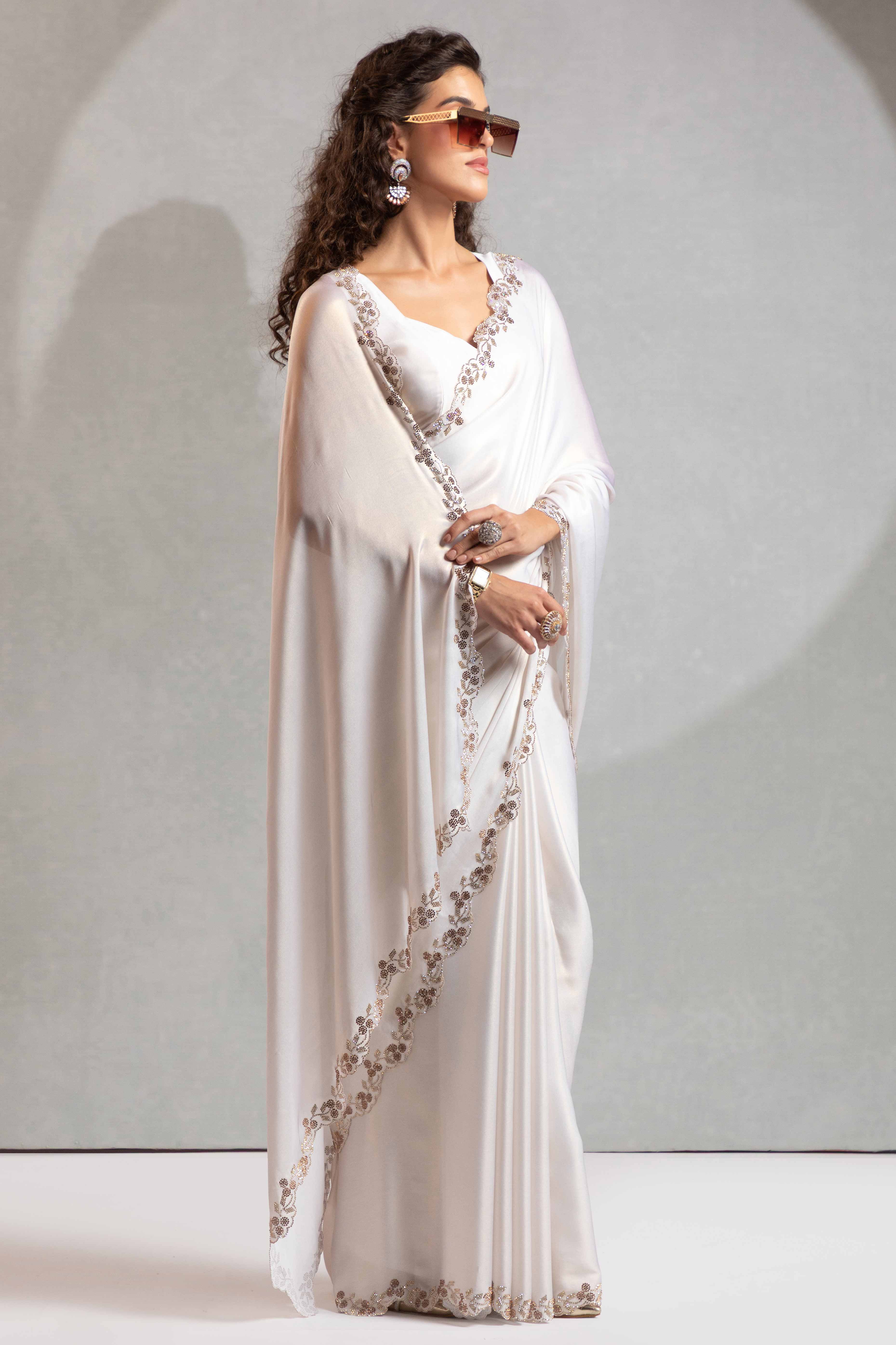 White Satin Georgette Saree Adorned With Subtle Foil Finish & A Sparkling Zarkan Work Border - Image 3