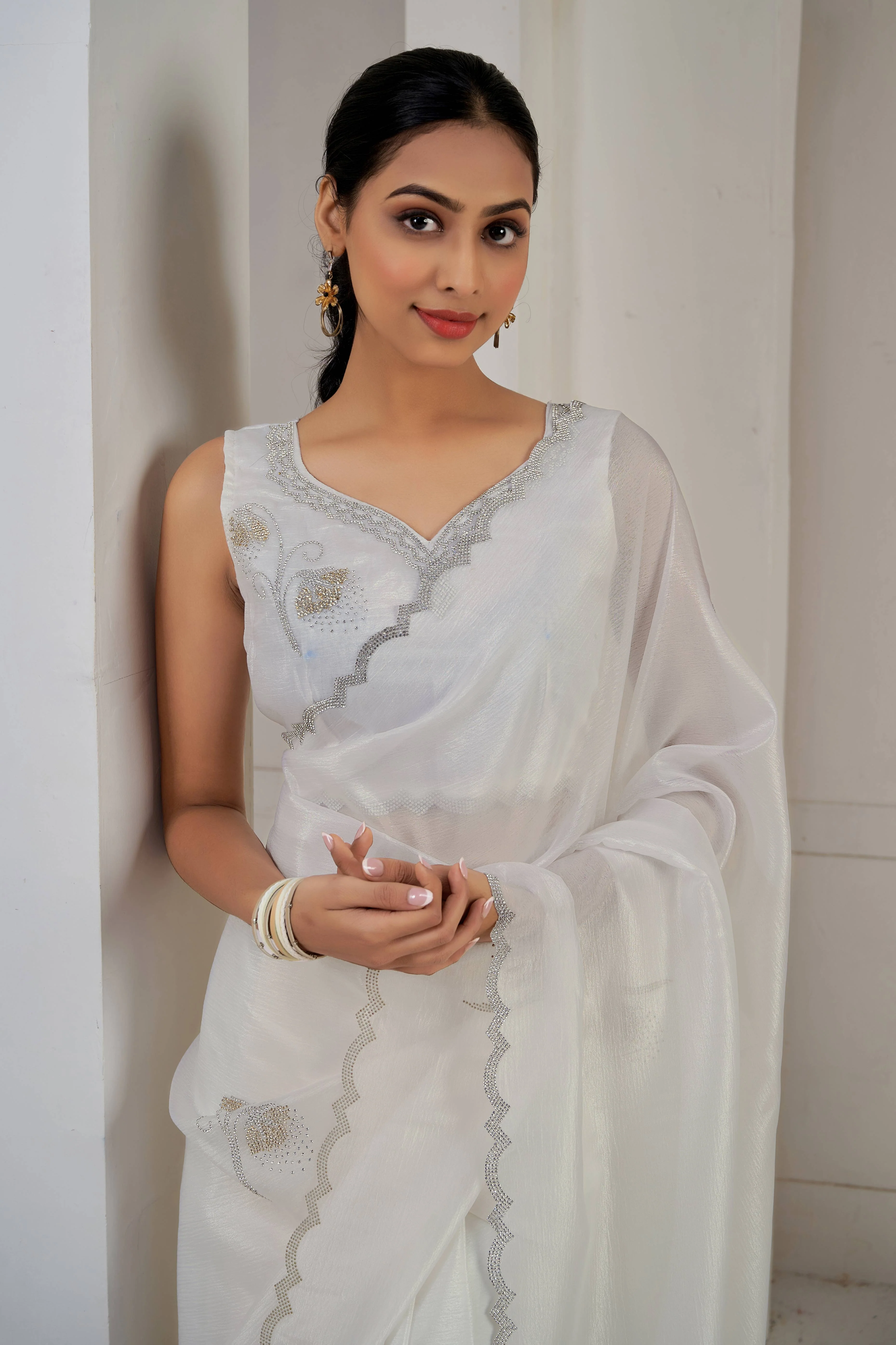 White Stone Work Embroidered Crepe Silk Saree - Image 5