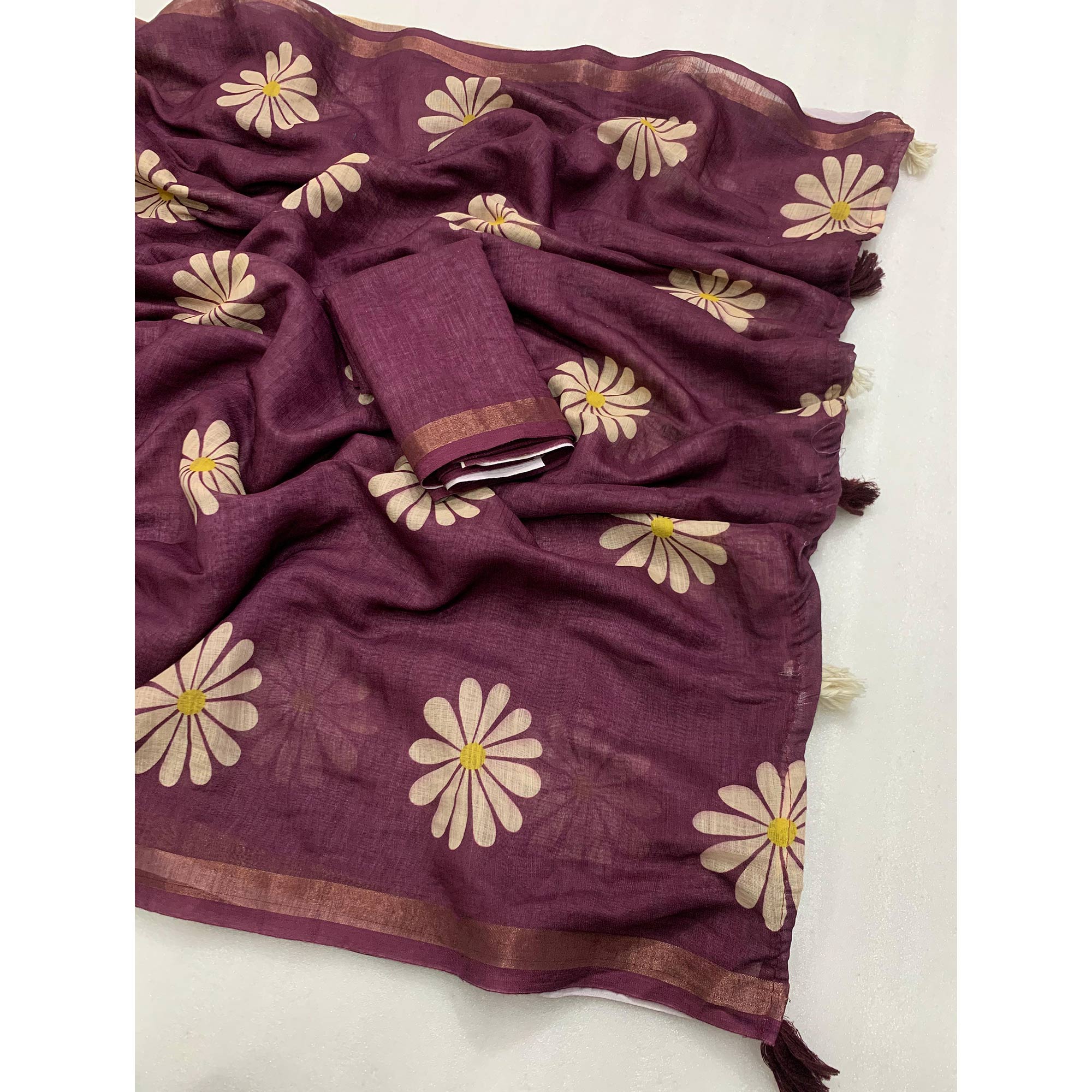 Wine Floral Printed Linen Silk Saree With Tassels - Image 3