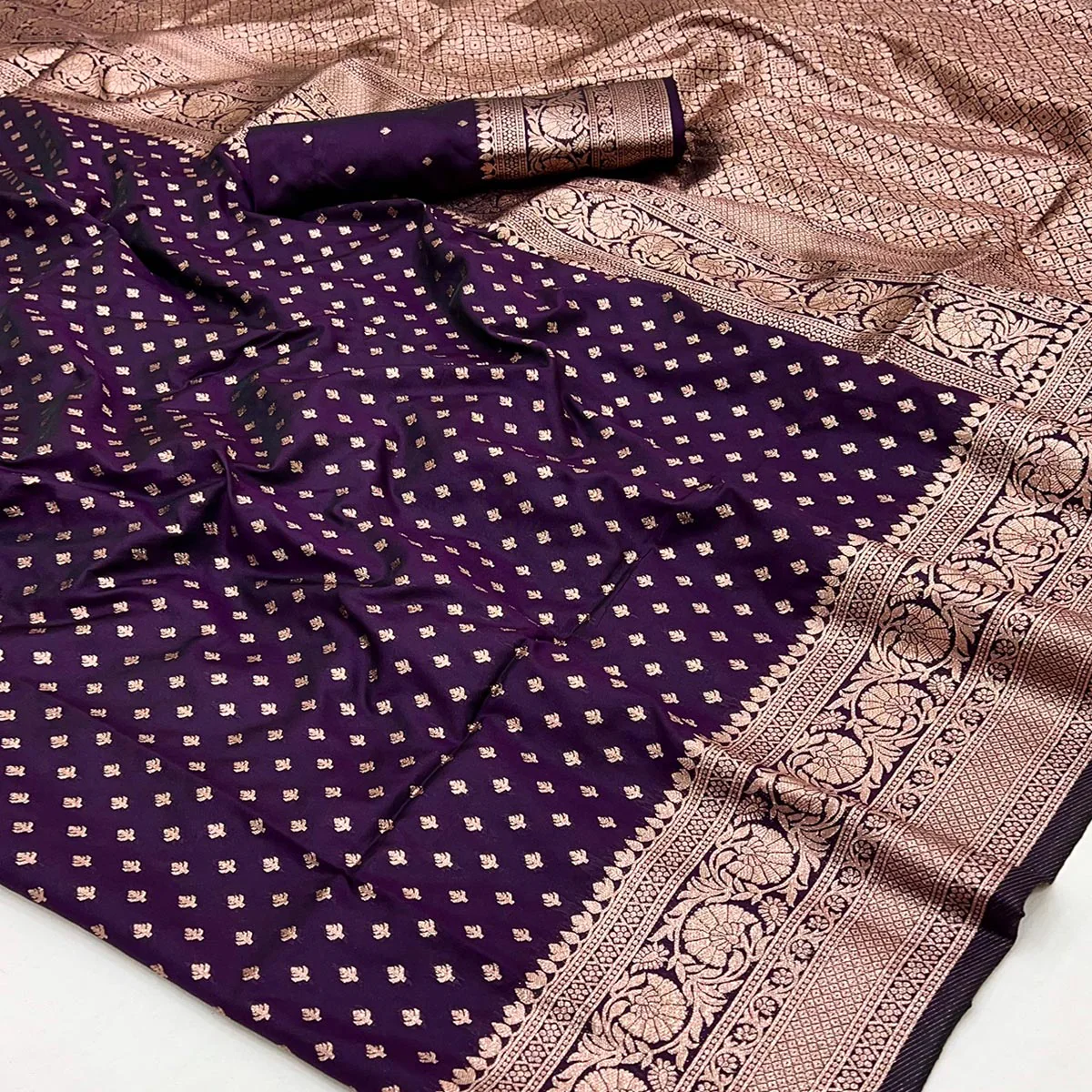 Wine Floral Woven Banarasi Silk Saree - Image 2