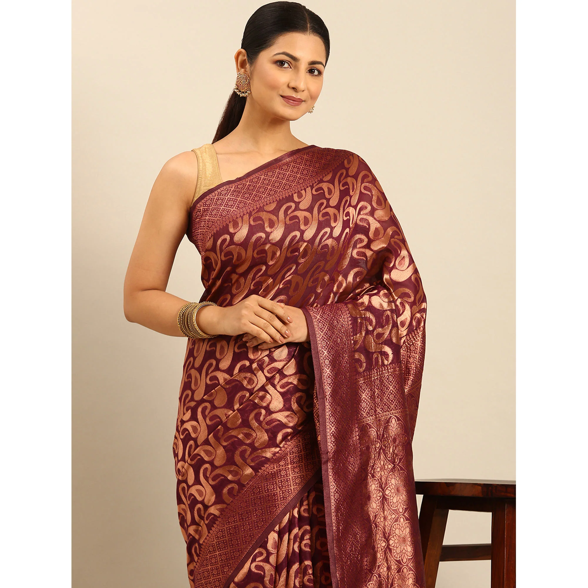 Wine Floral Woven Cotton Silk Saree - Image 6