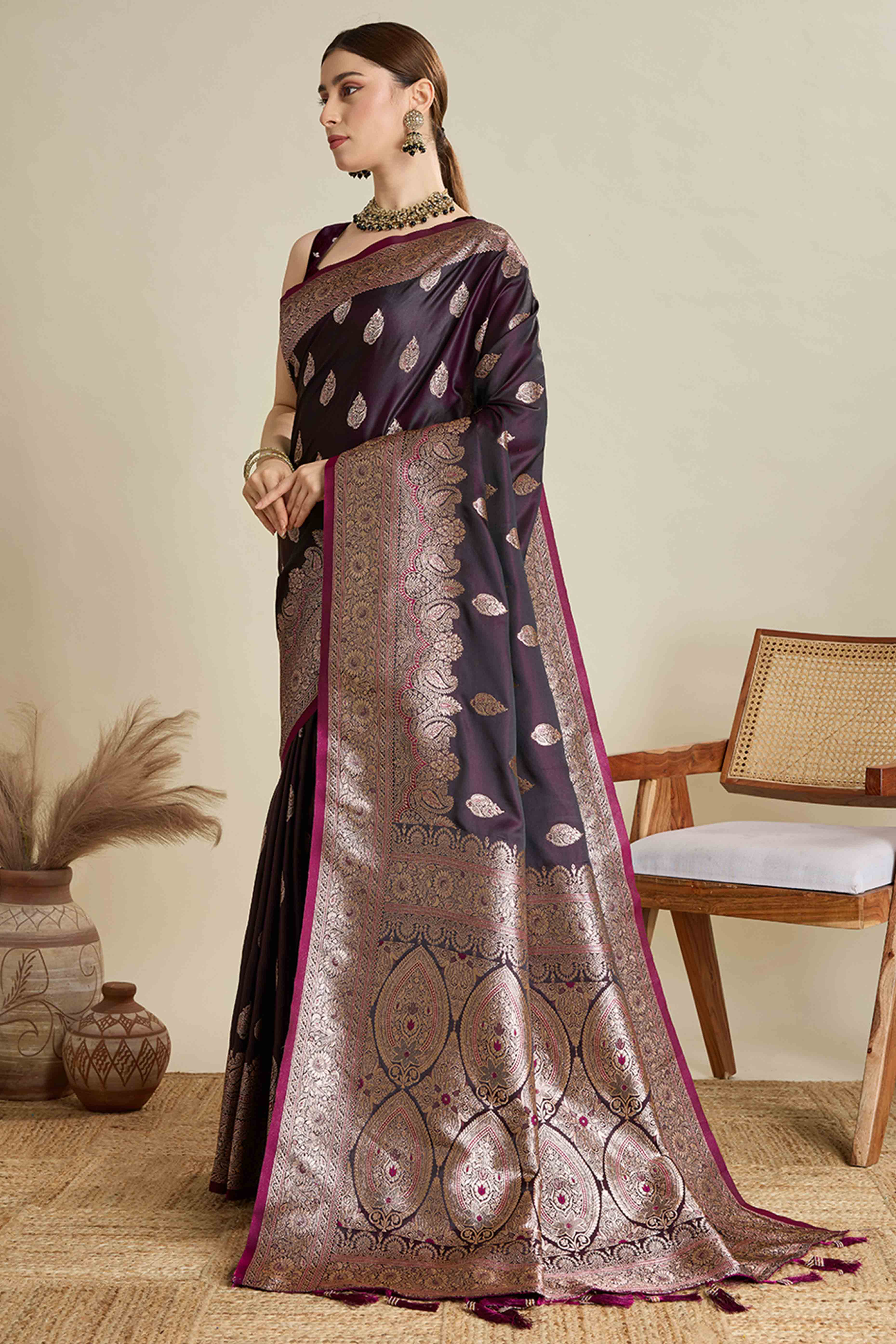 Wine Pure Silk Saree Featuring Traditional Banarasi Zari Weaving Patterns - Image 3