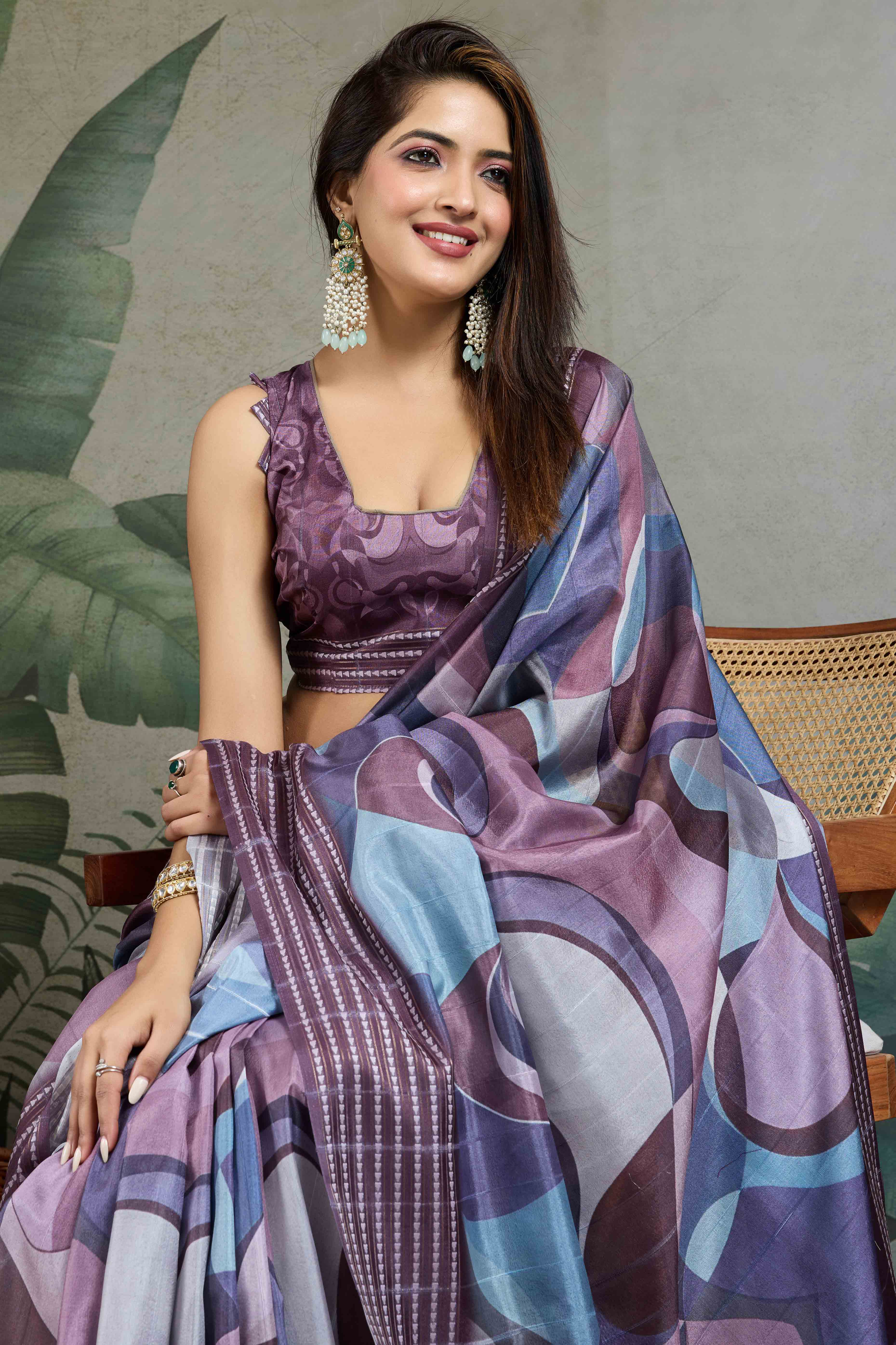 Wine Silk Blend Saree with Geometric Print - Image 6
