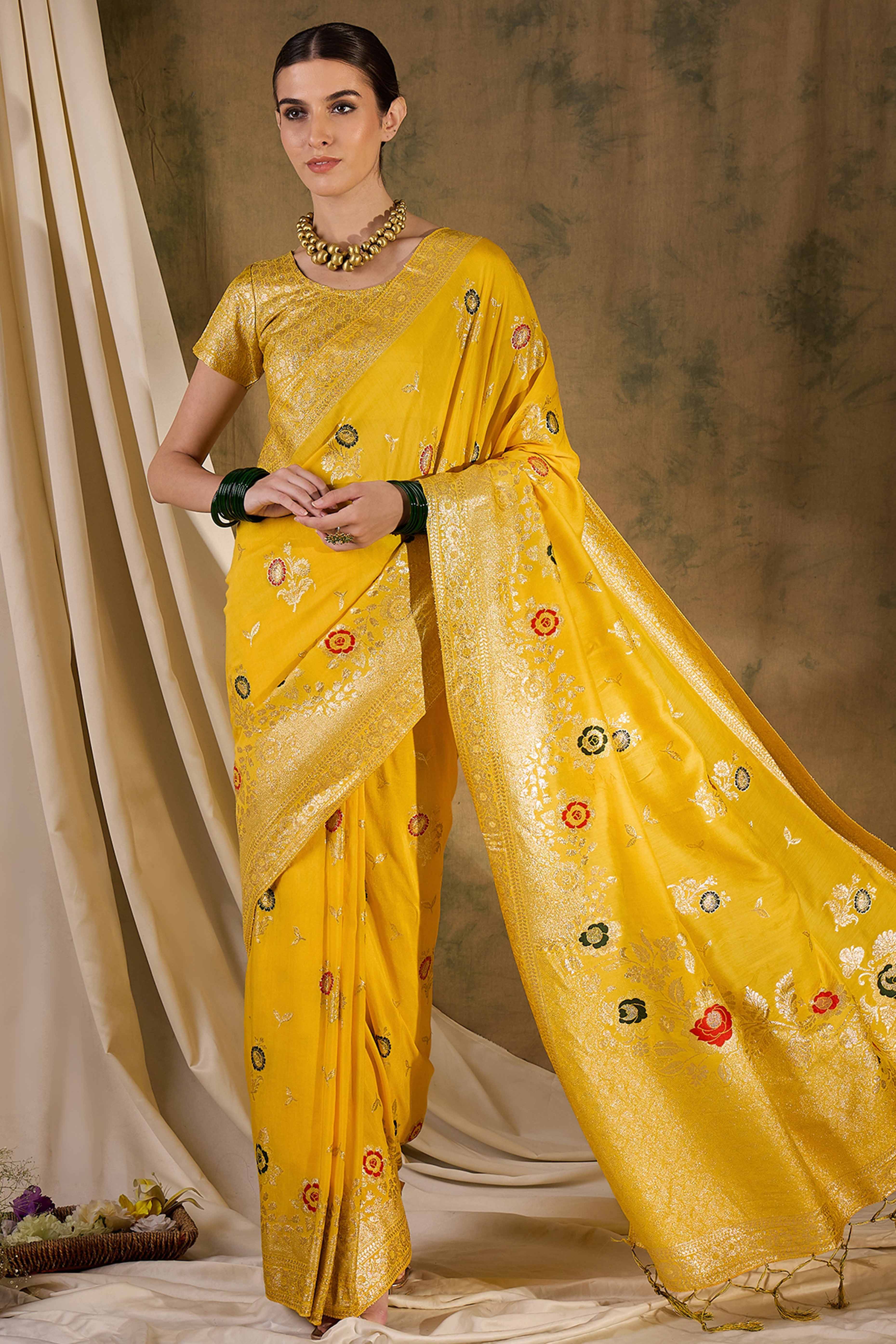 Yellow Cotton Blend Saree Embellished With Floral Zari Weaving & Tasselled Pallu - Image 3