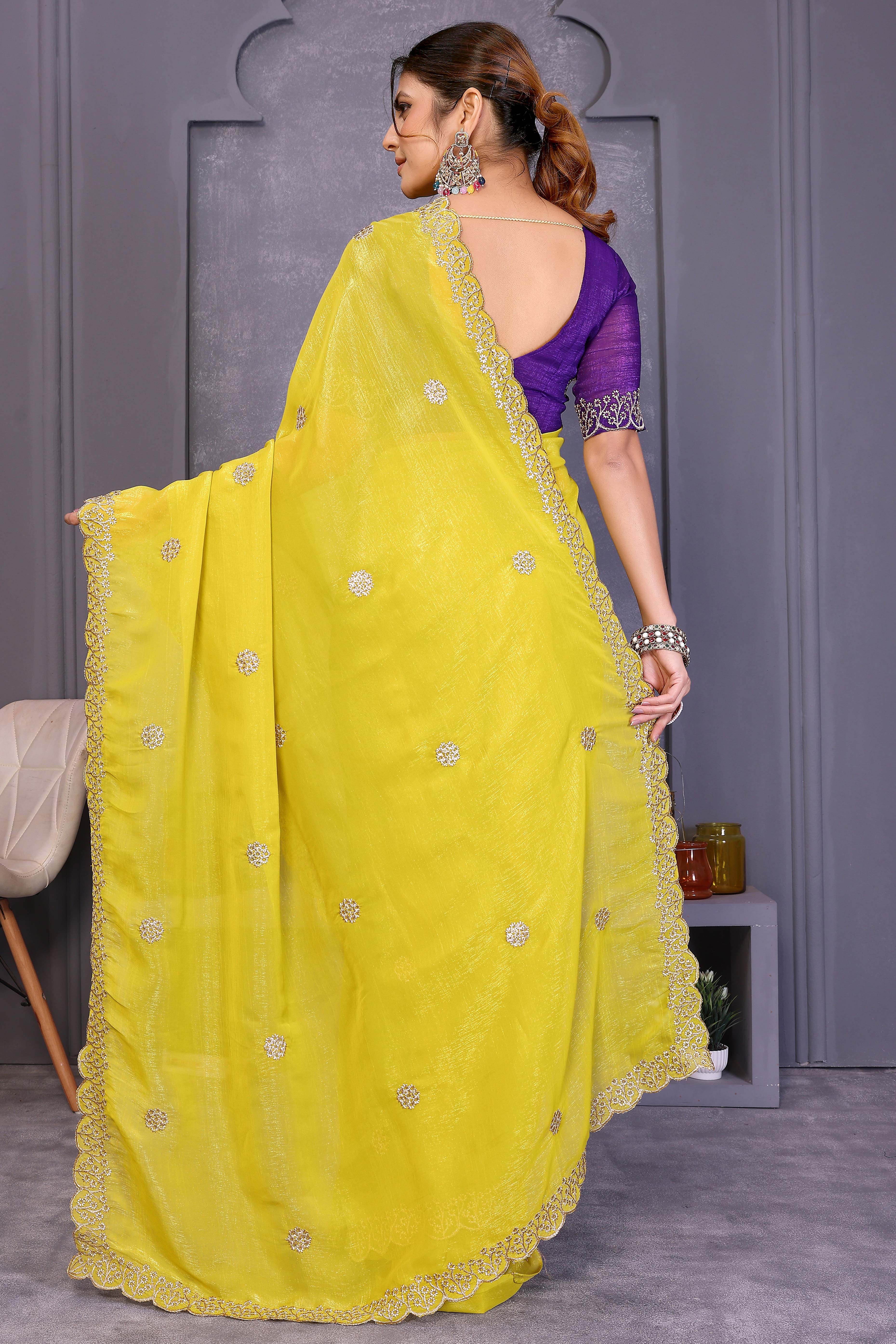 Yellow Designer Crunchy Saree Enhanced with Delicate Thread Work Embroidery - Image 4