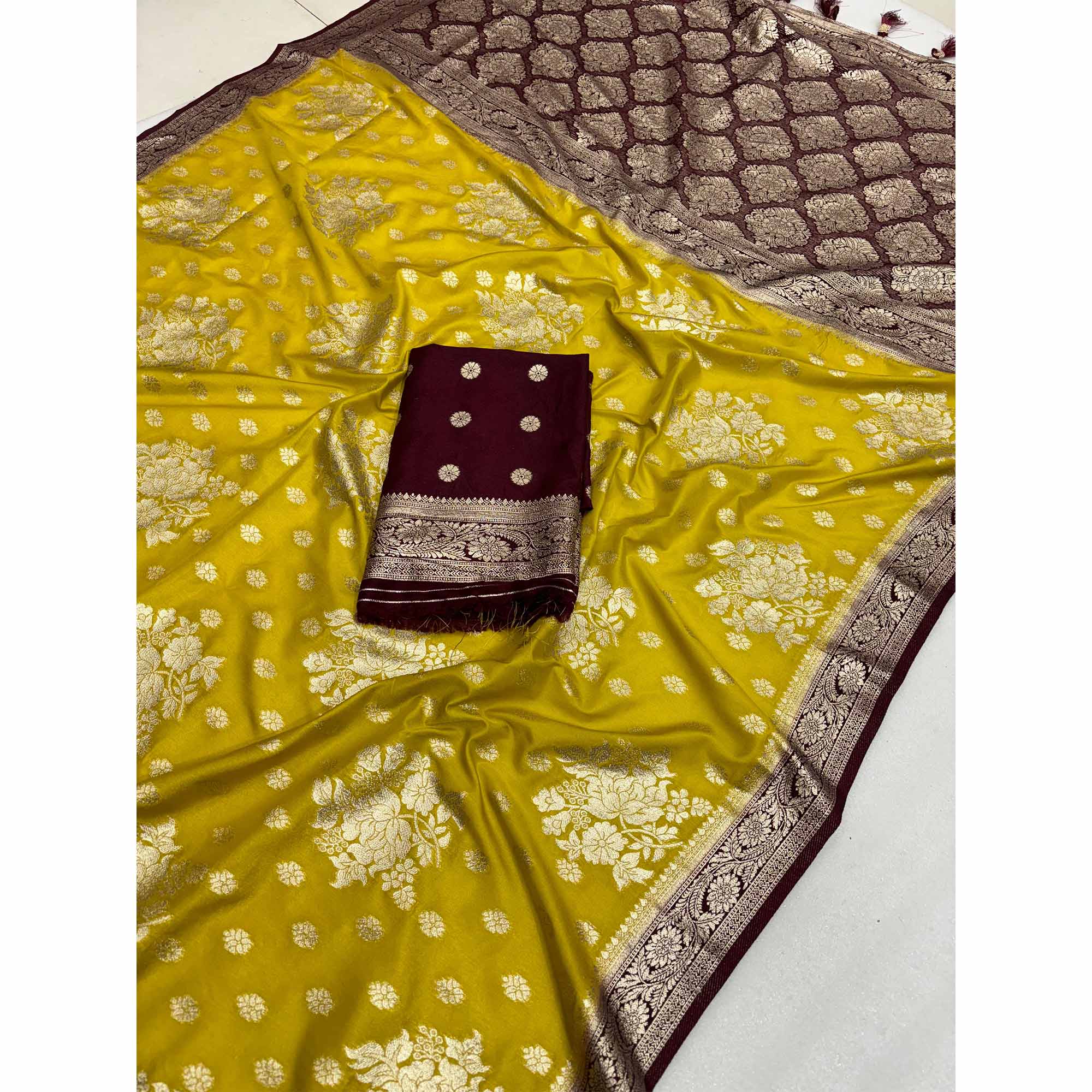 Yellow Dola Silk Woven Saree with Allover Zari Butti Design - Image 3