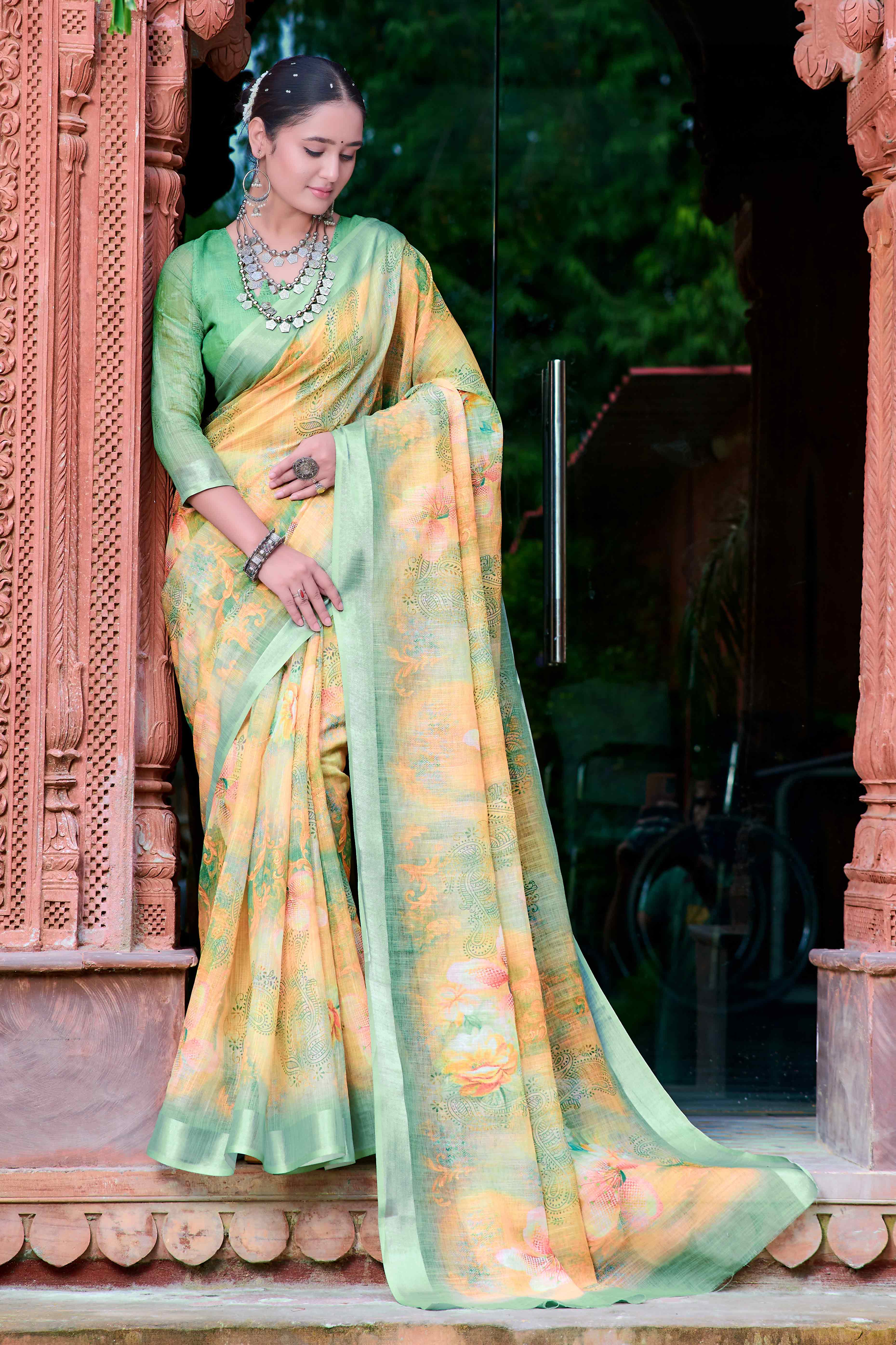 Yellow Floral Printed Linen Saree - Image 3