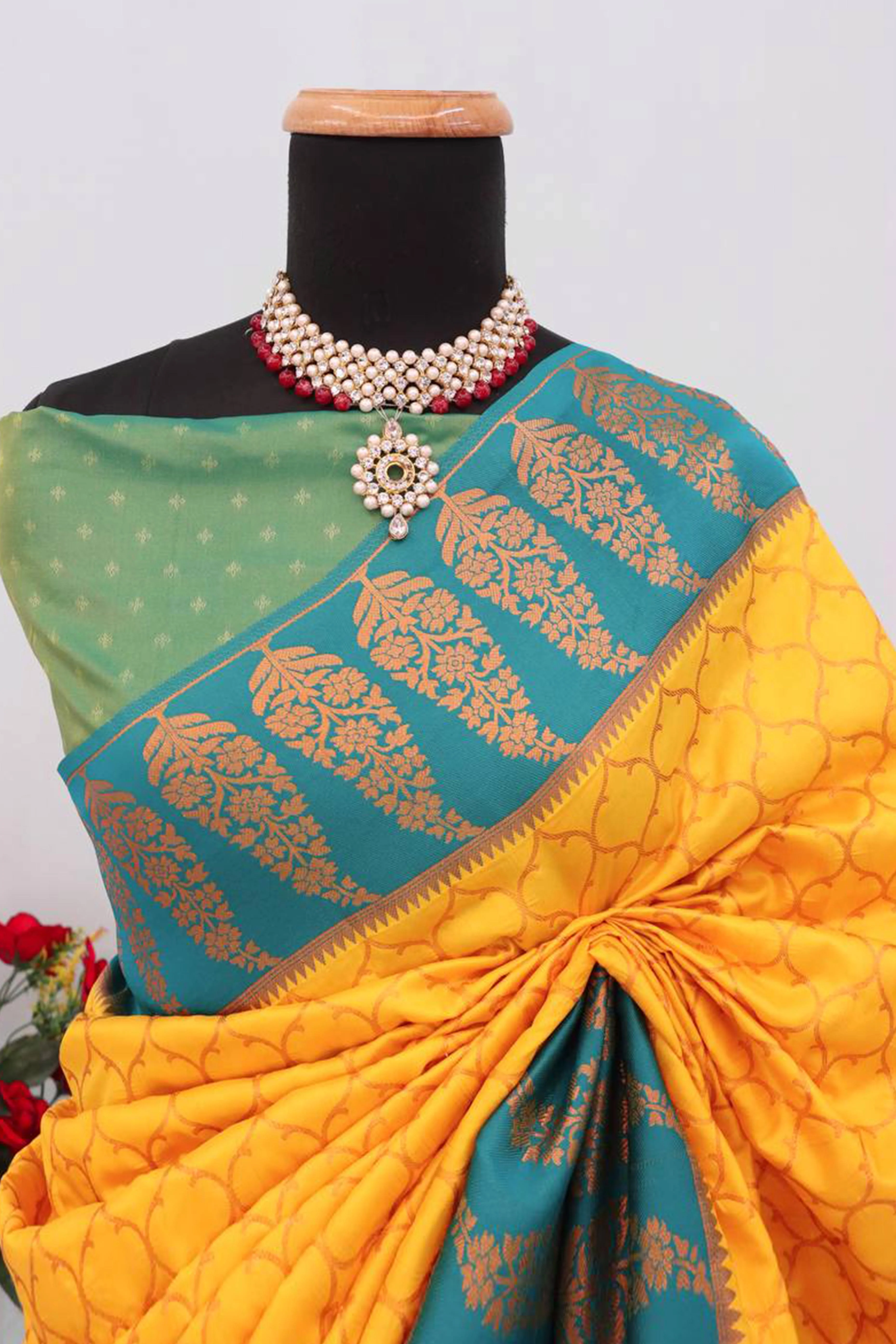 Yellow Floral Woven Kanjivaram Silk Saree - Image 3