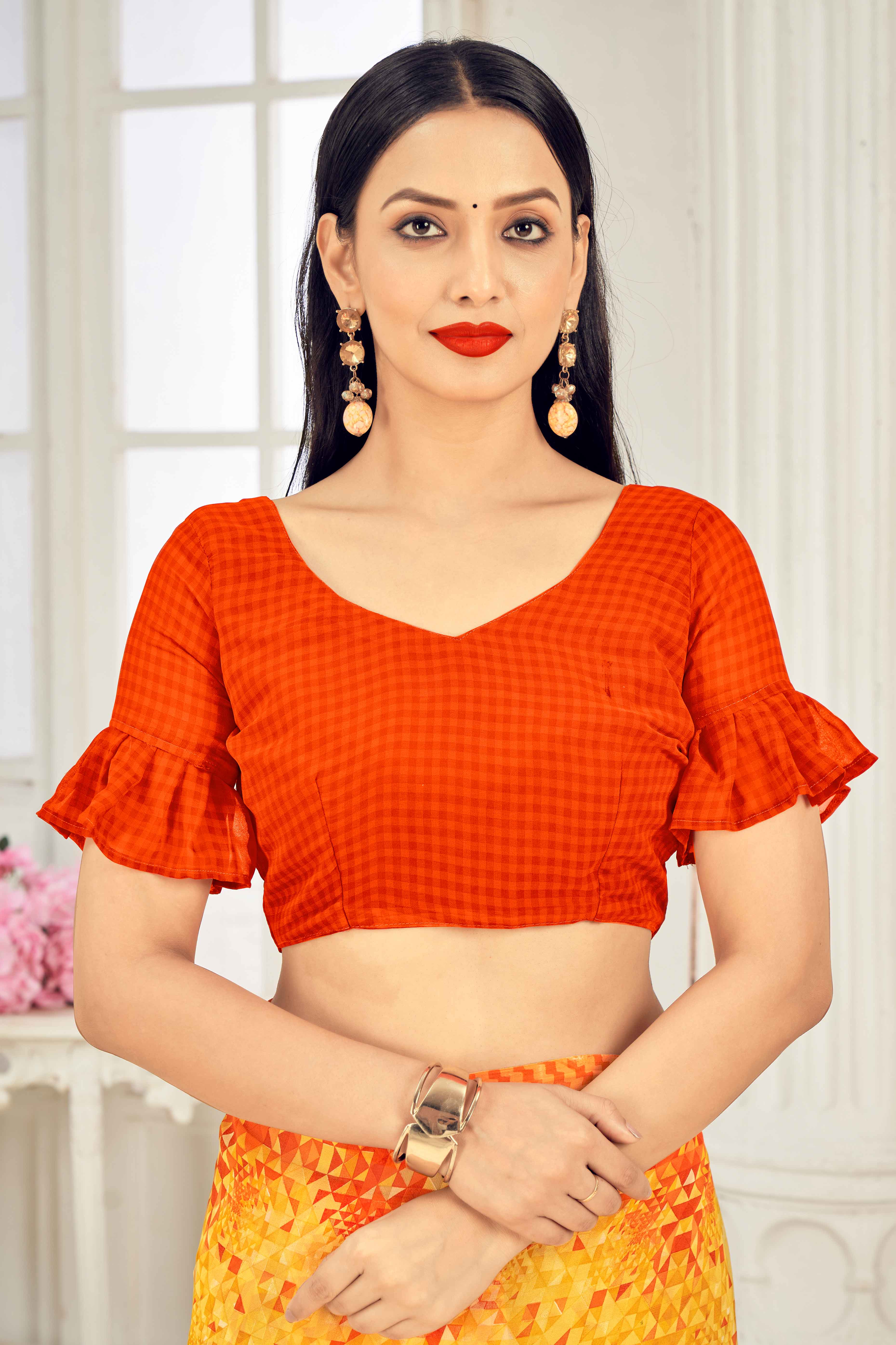 Yellow Georgette Saree Adorned With Contemporary Geometric Print - Image 3