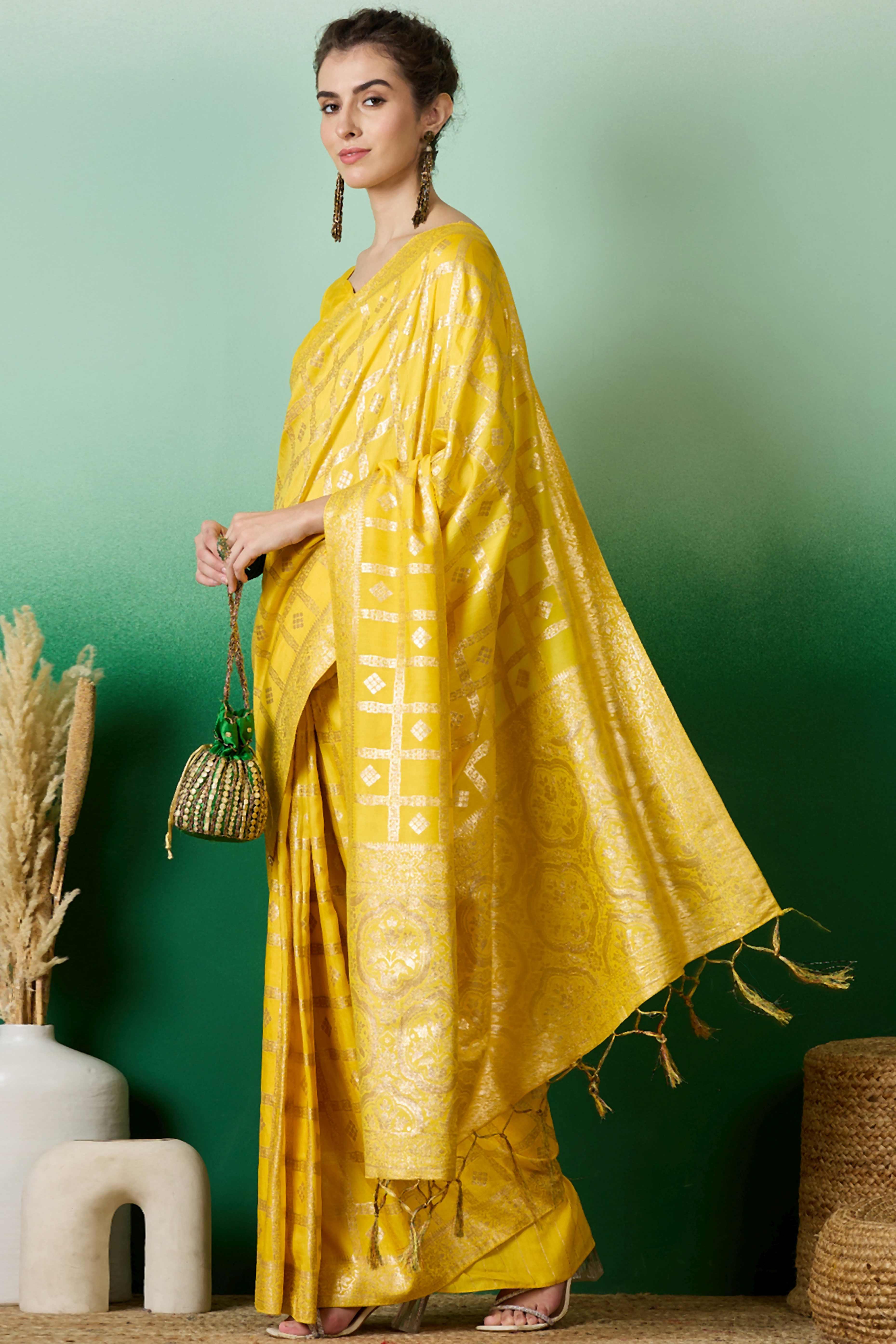 Yellow Jacquard Saree In Cotton Blend Featuring Elegant Floral Weaving & A Tasselled Pallu - Image 4
