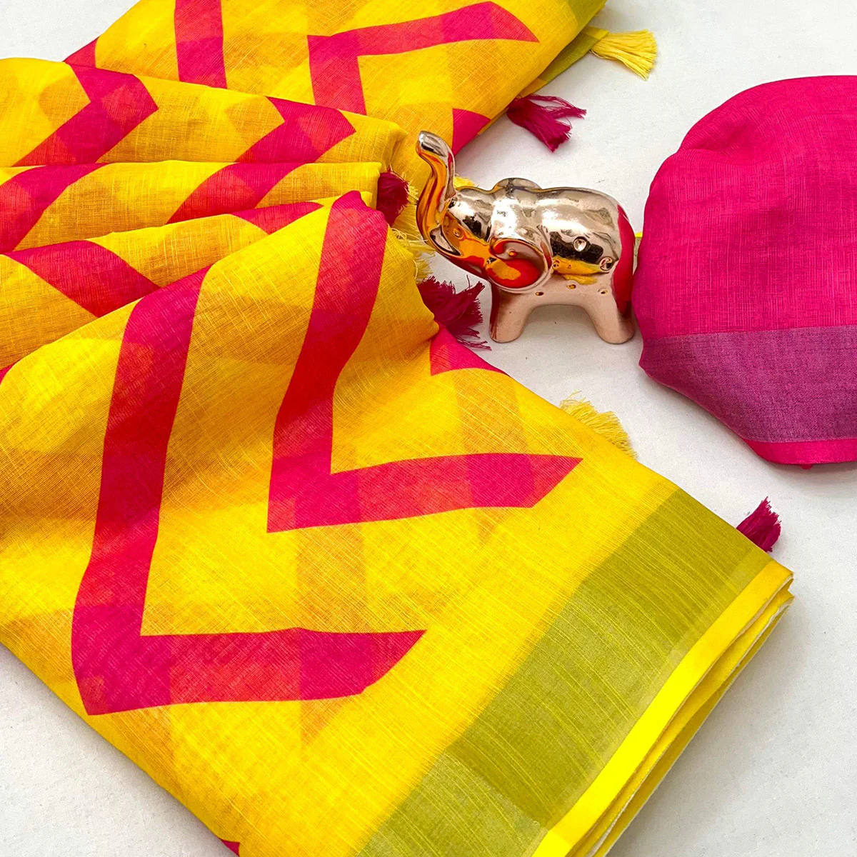 Yellow Soft Linen Saree with Artistic Print Detailing - Image 2